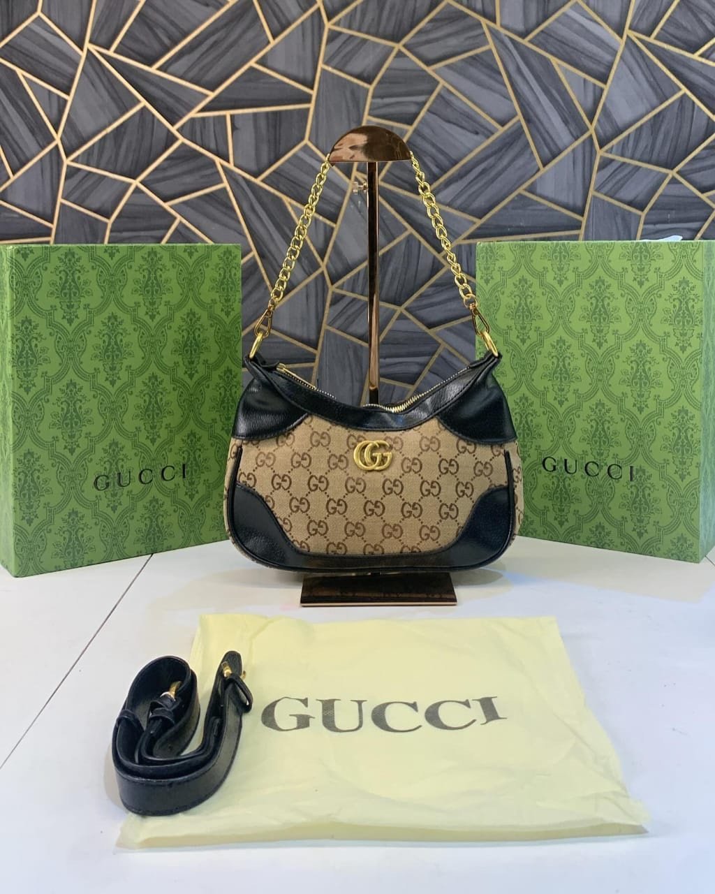GUCCI_MOON_WITH_FOLDING_BOX