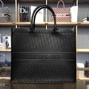 CHRISTIAN DIOR TOTE BAG WITH DUST BAG EDITION