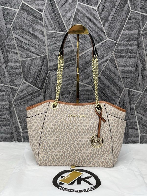 Michael Kors Jet Set Tote Travel Signature With Dust Bag (19015 Beige Brown)