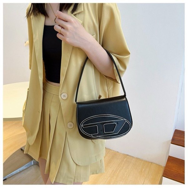 Diesel 1DR Shoulder Bag With OG Box & Dust Bag & Extra Shoulder Strap (Black-442)(BSB)