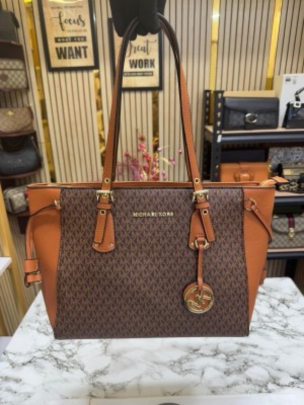 Michael Kore Voyager Leather Satchel Shoulder Bag With Dust Bag (19028_Coffee_Brown)(LB)