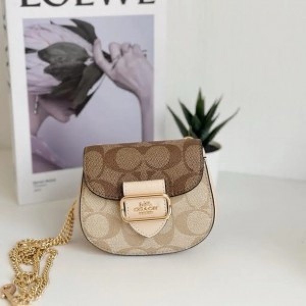 Coach Morgan Card Case On A Chain In Signature Canvas In Light
Khakhi CK439 With OG Box
& Dust Bag(LB)