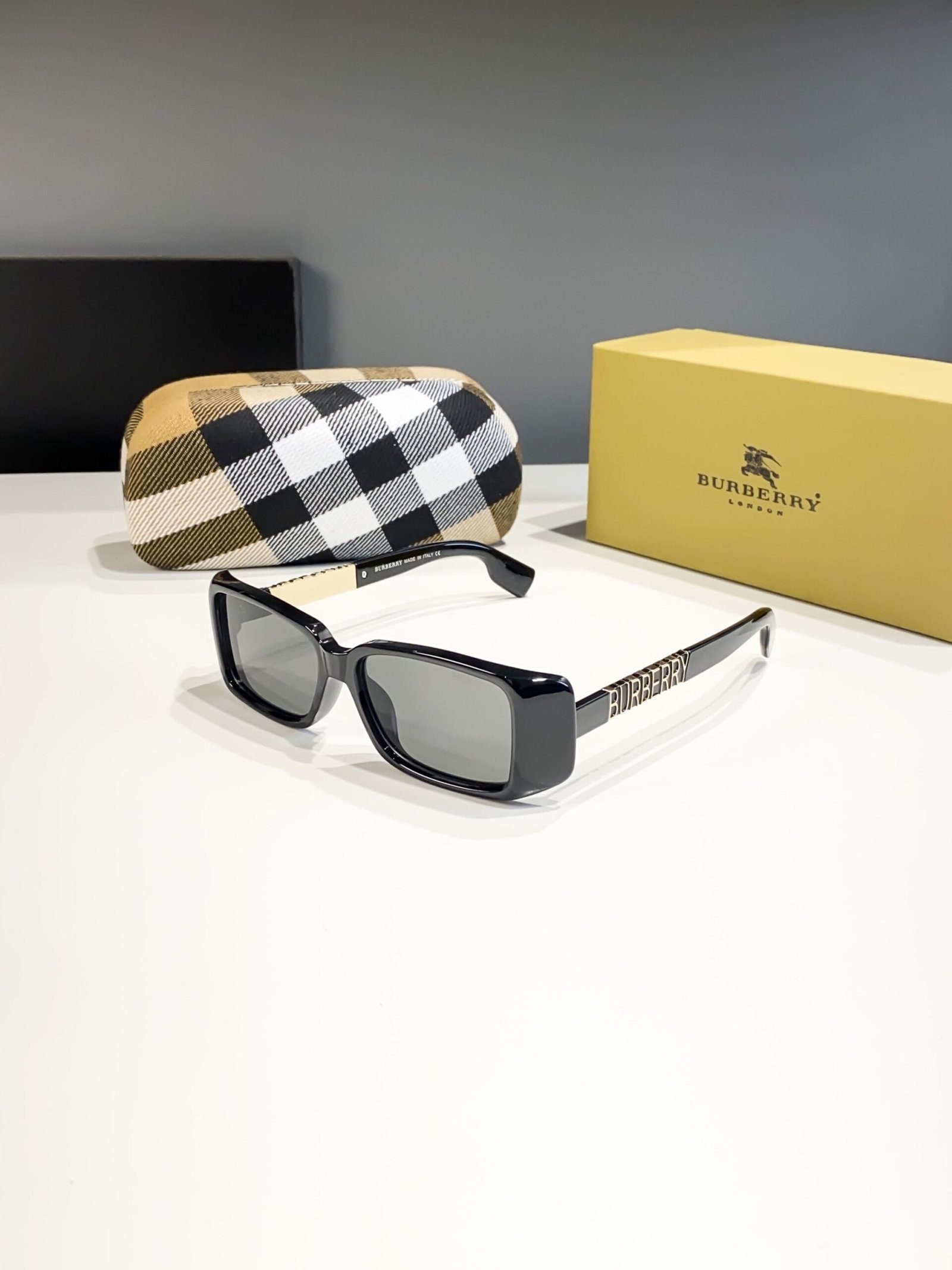 Burberry Sunglasses