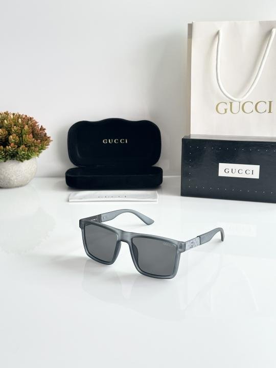 Gucci_Grey
