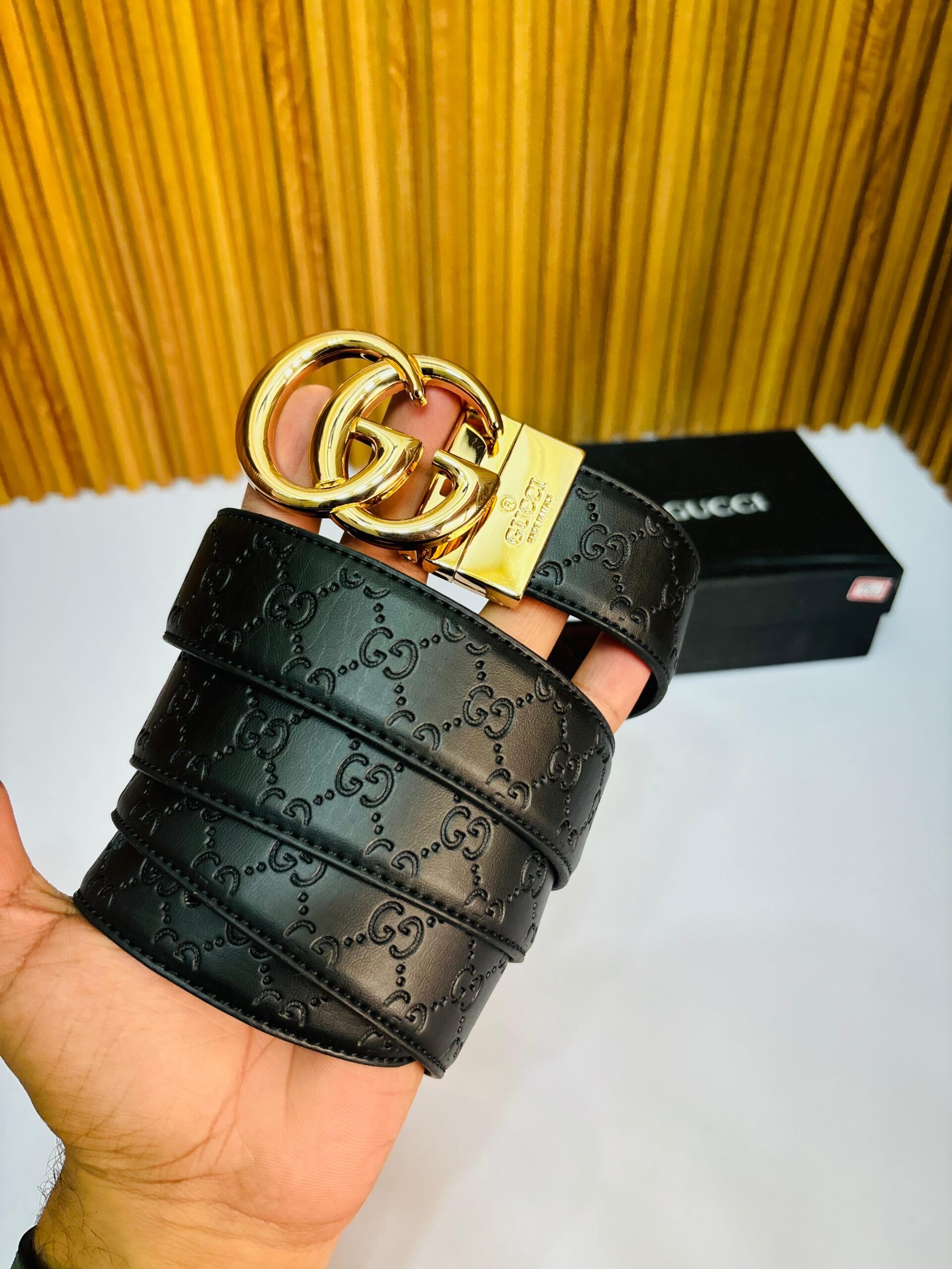 GC PREMIUM QUALITY REVERSIBLE BELT [BLACK / GOLDEN] 1609025