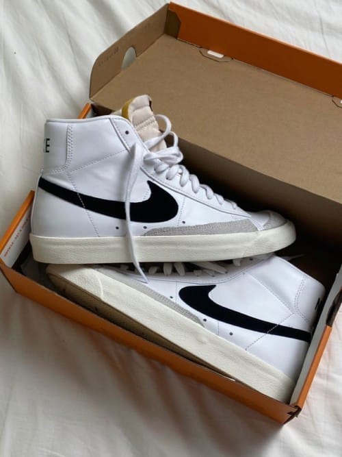 NK BLAZER MID 77 VINTAGE [WHITE / BLACK] 1109025