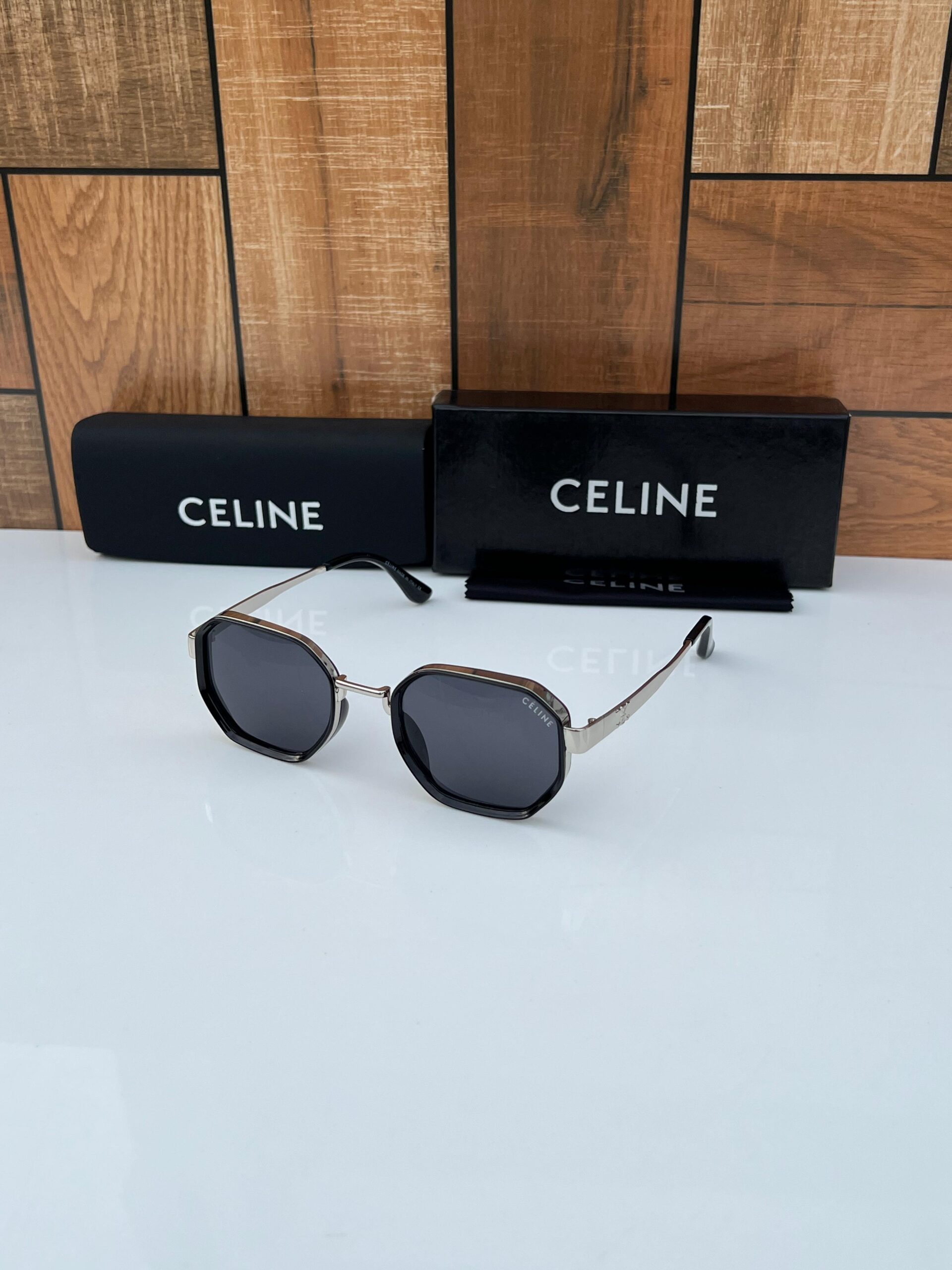 CLN 556 SUNGLASSES [BLACK / SILVER] 0609025