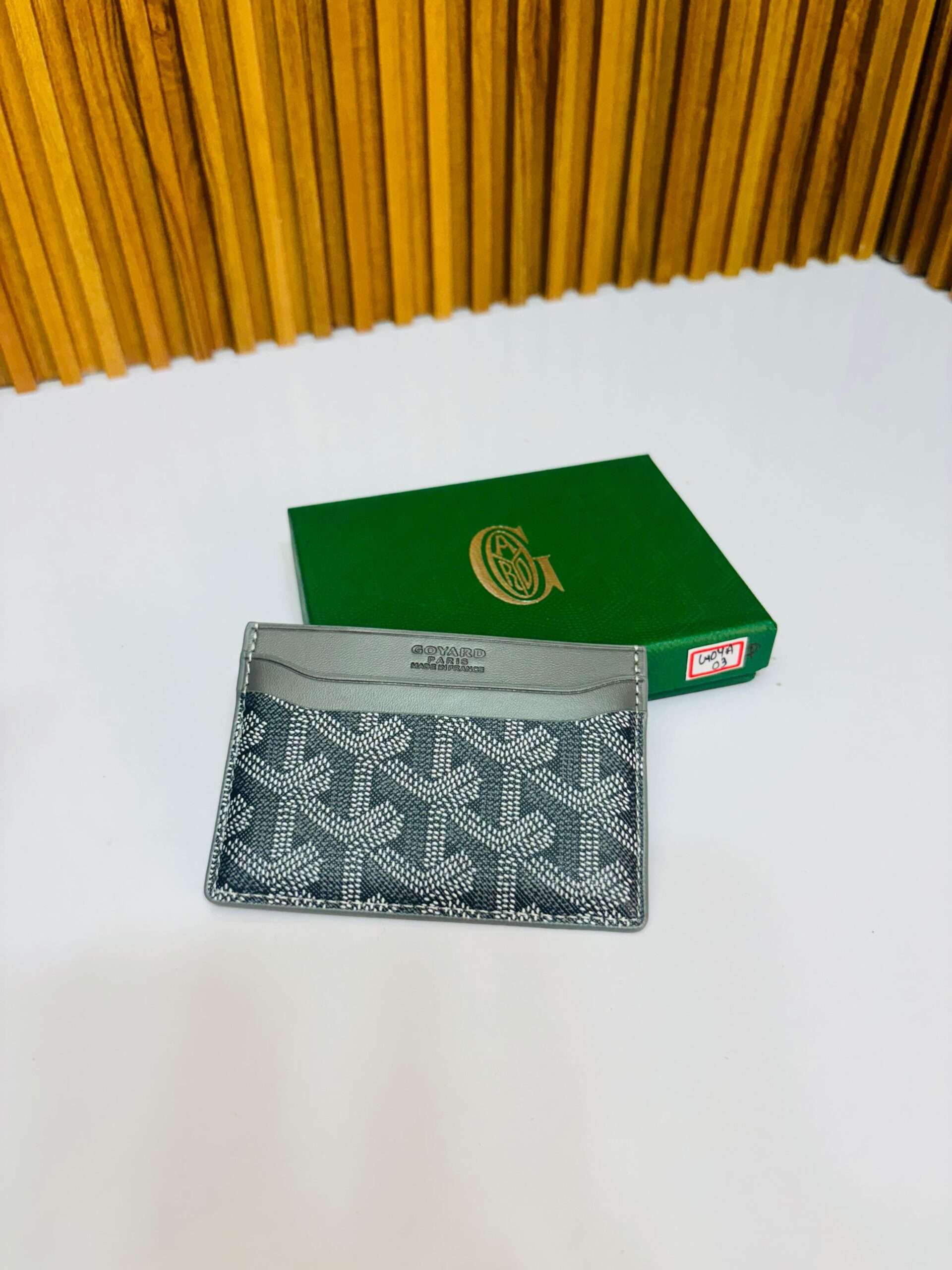 GOYRD PREMIUM QUALITY CARD HOLDER WALLET WITH BOX [GREY] 1609025