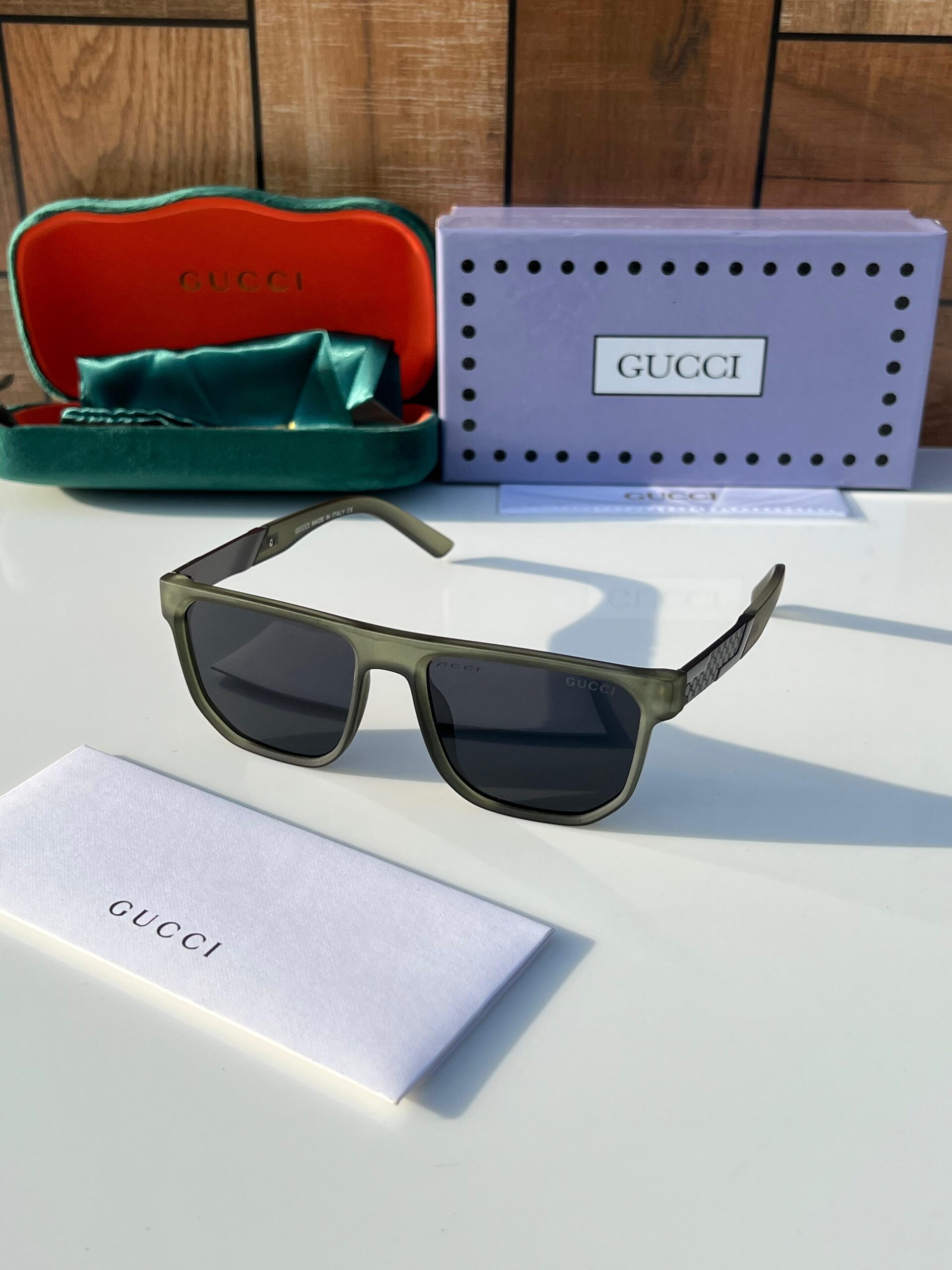 GC 1669 SUNGLASSES [BLACK / OLIVE GREEN] 2810025