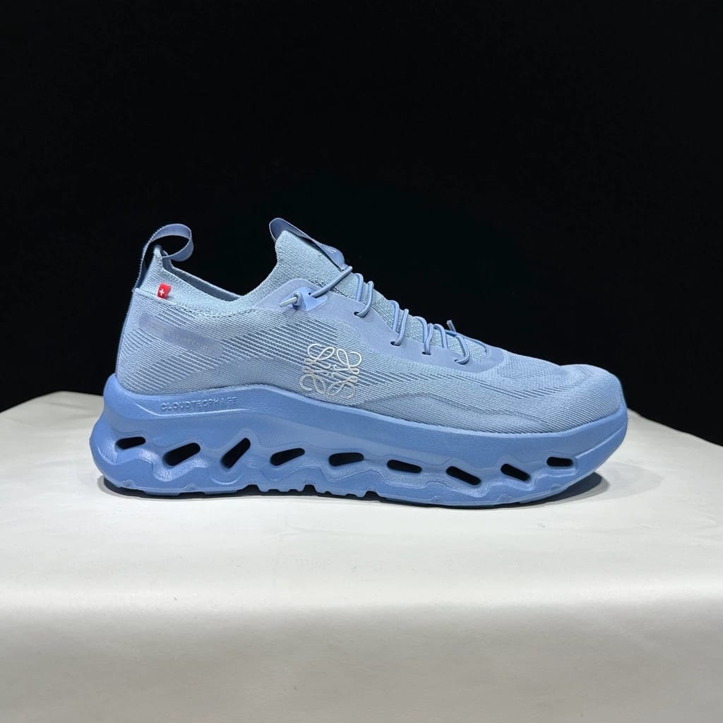 QC OC RUNNING LOEWE CLOUDTILT [BLUE] 1011025