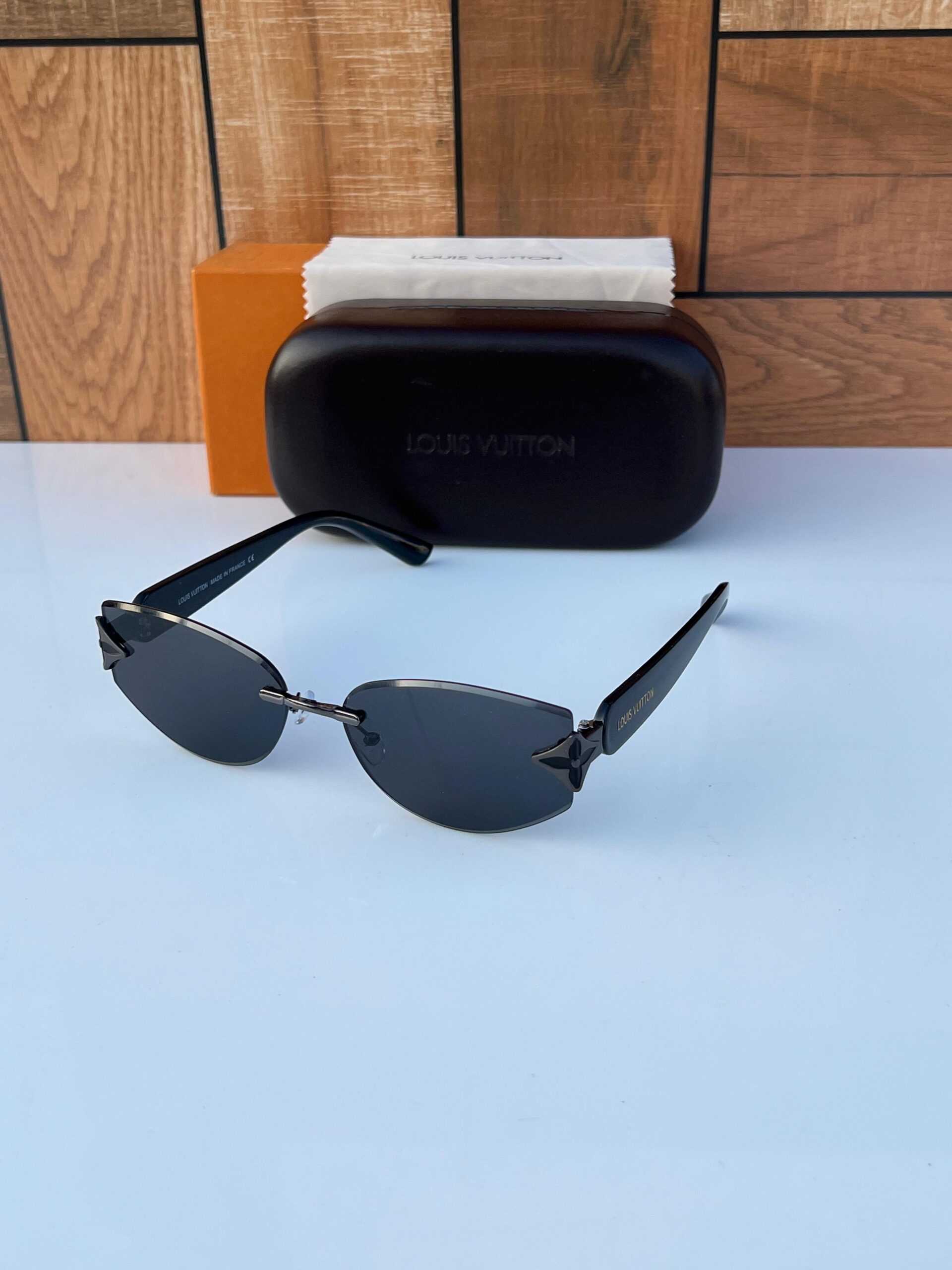 LVN 58142 SUNGLASSES [BLACK] 1711025