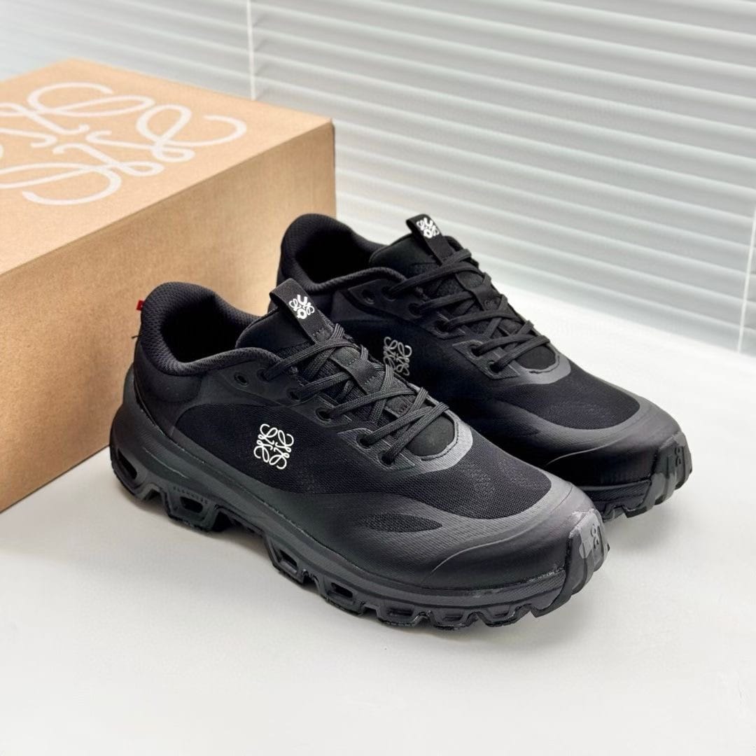 QC OC LOEWE CLOUDVENTURE 2.0 GUNMETAL [BLACK] 0311025