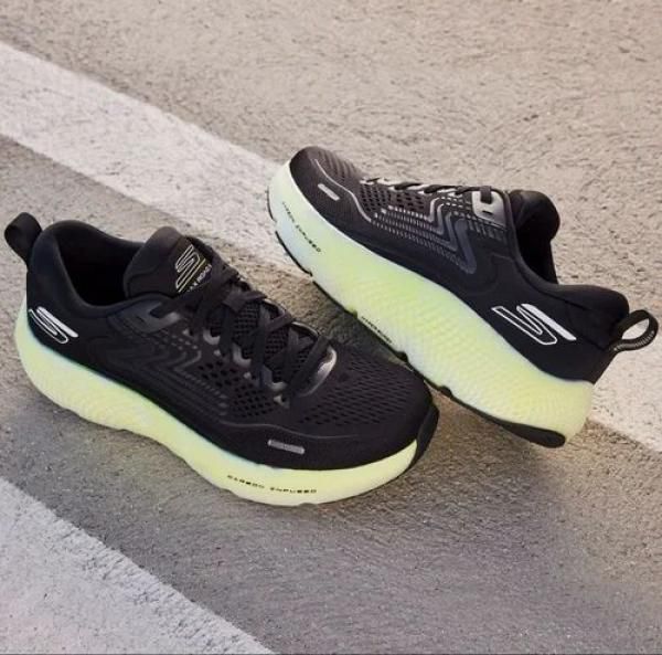 SKCHR MAXROAD [BLACK / WHITE] 2511025