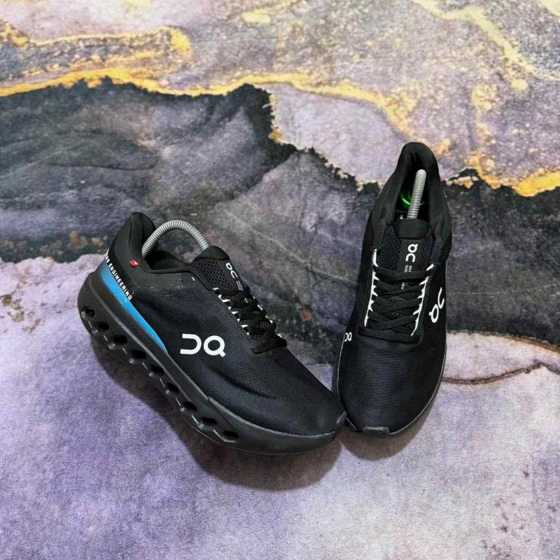 QC OC RUNNING CLOUDSPARK [BLACK / BLUE] 0811025