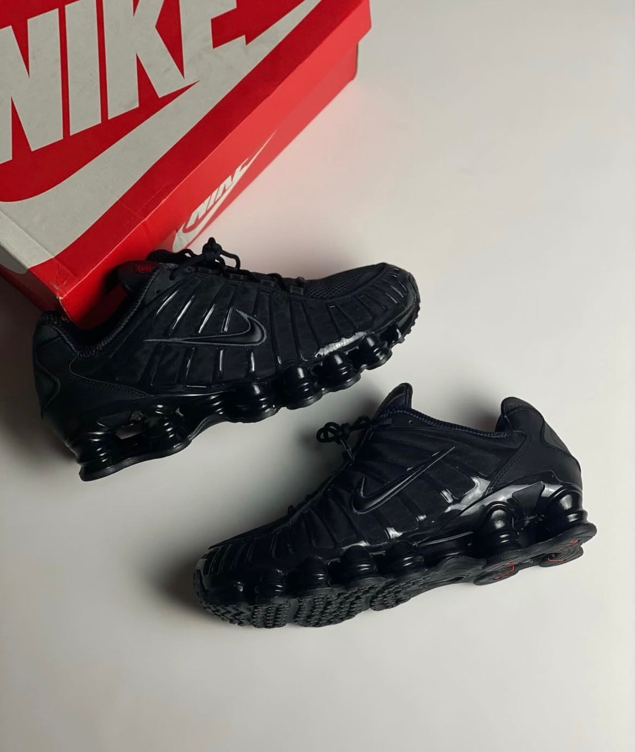 NK AIR MAX SHOX TL [TRIPLE BLACK] 2312025