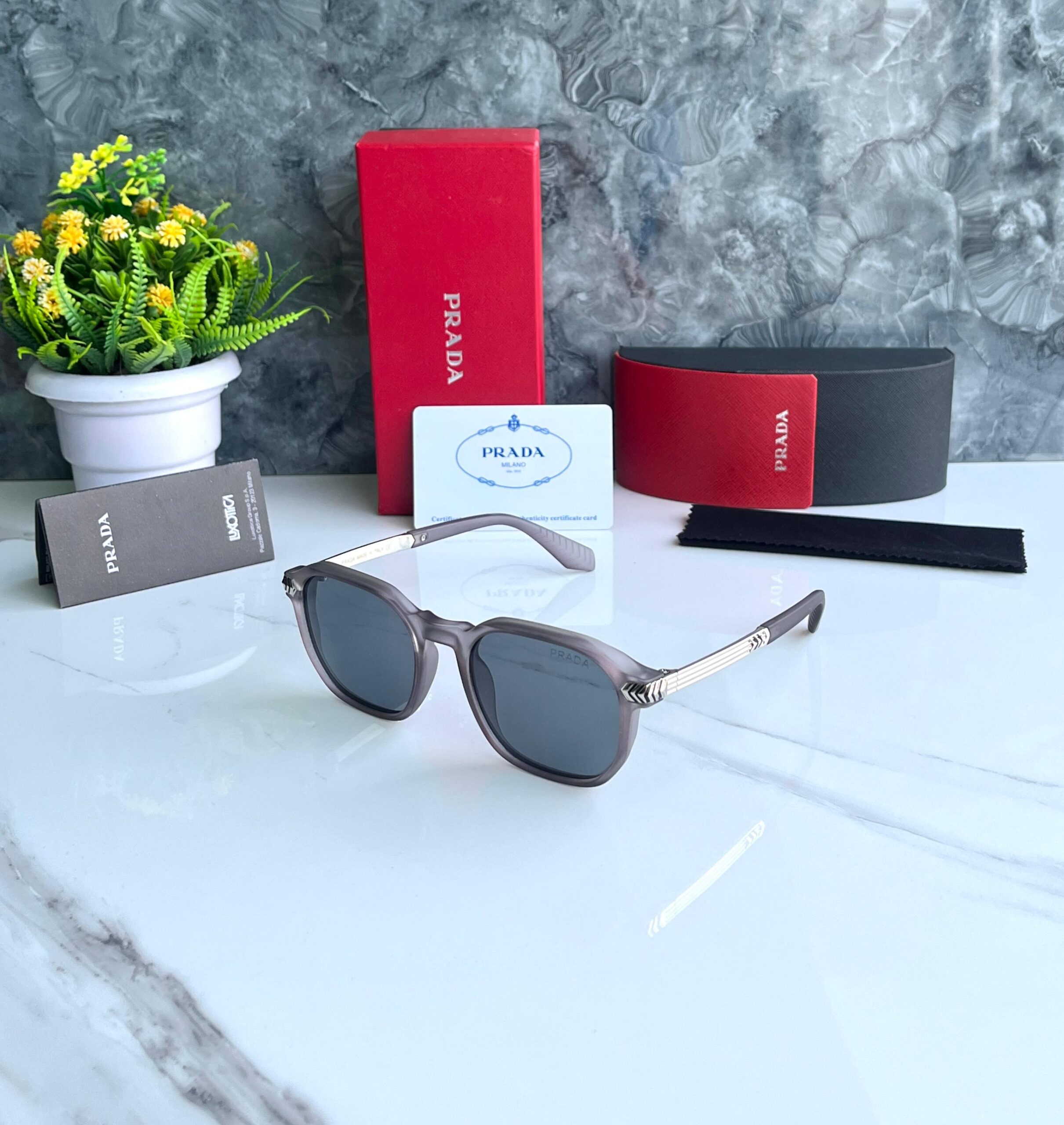 PRD 36005 SUNGLASSES [GREY / BLACK / GOLDEN] 2101026