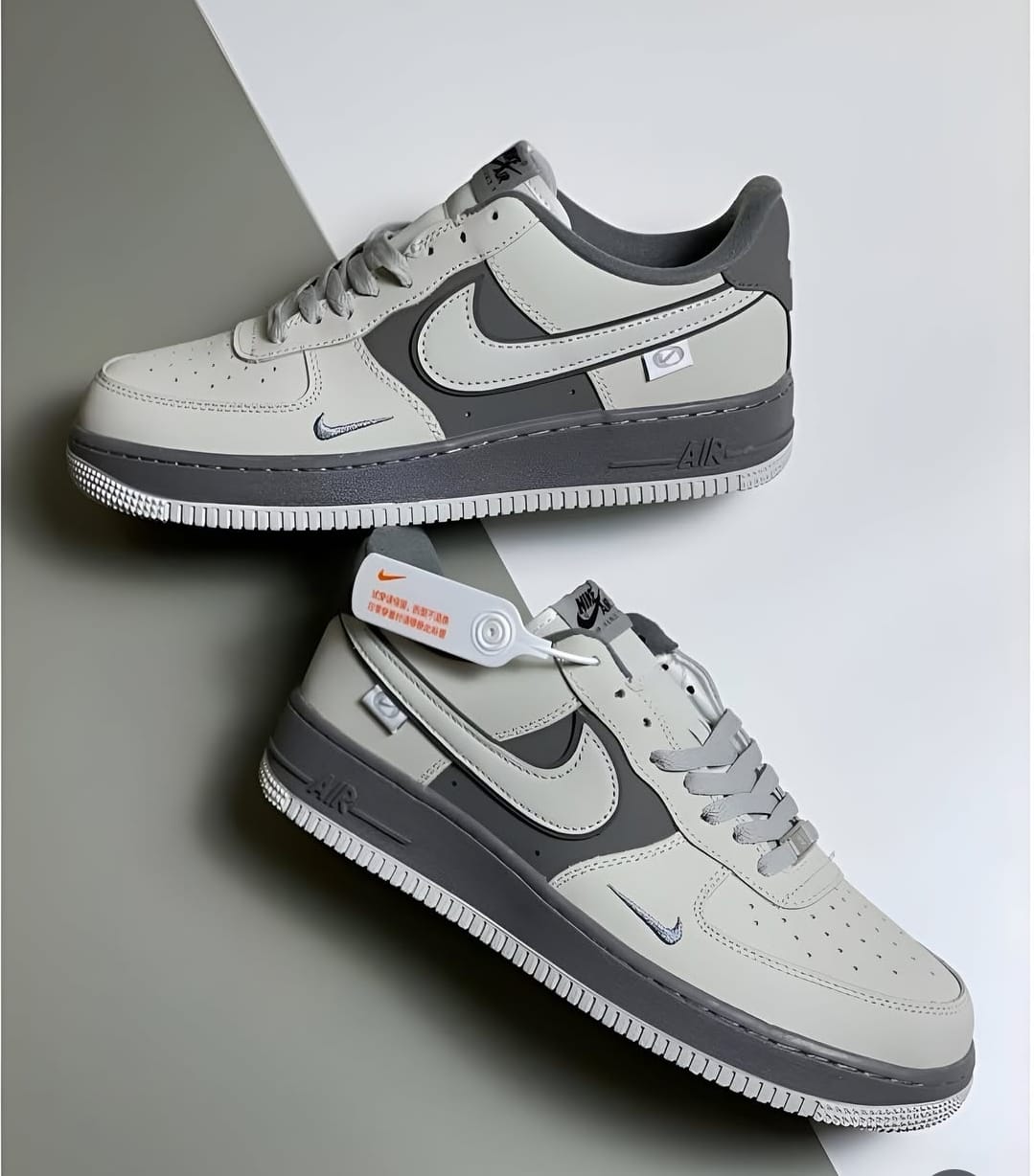 NK AIR FORCE 1 07 LOW GREY METALLIC [WHITE / GREY] 2301026