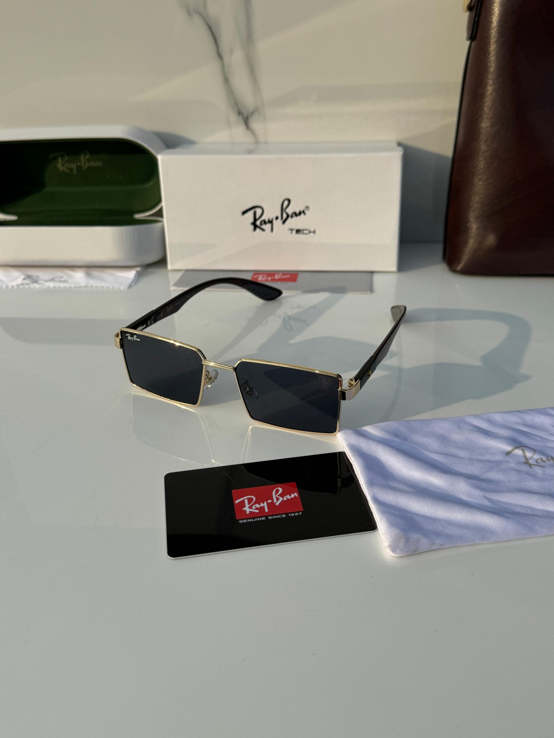 RB 83138 SUNGLASSES [BLACK / GOLDEN] 1201026