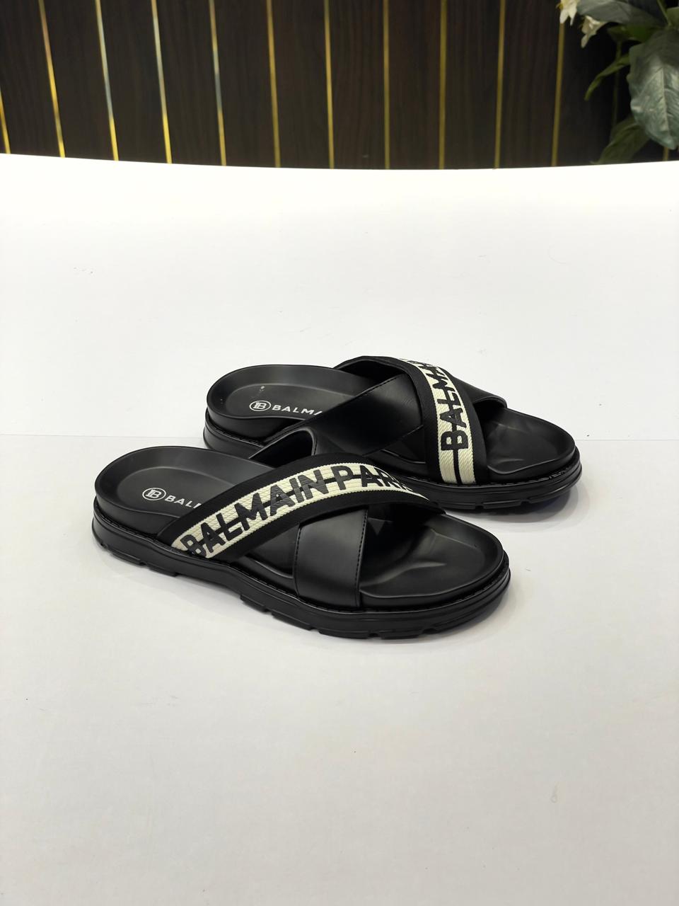 BLMN CROSS STRAP SLIDES [BLACK / WHITE] 2302026