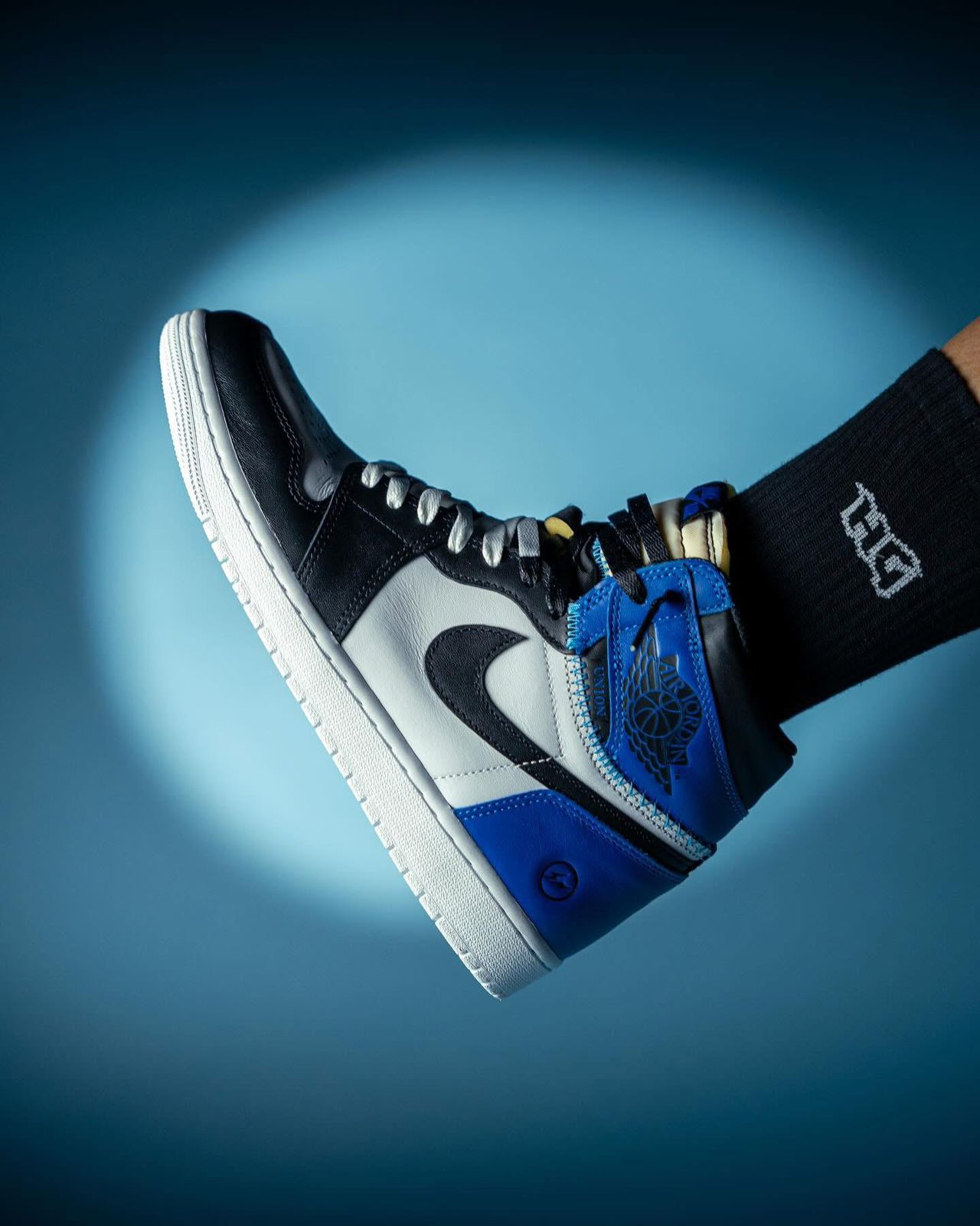 NK AIR JORDA_N RETRO 1 HIGH FRAGMENT UNION LA [WHITE / BLUE / BLACK] 2402026