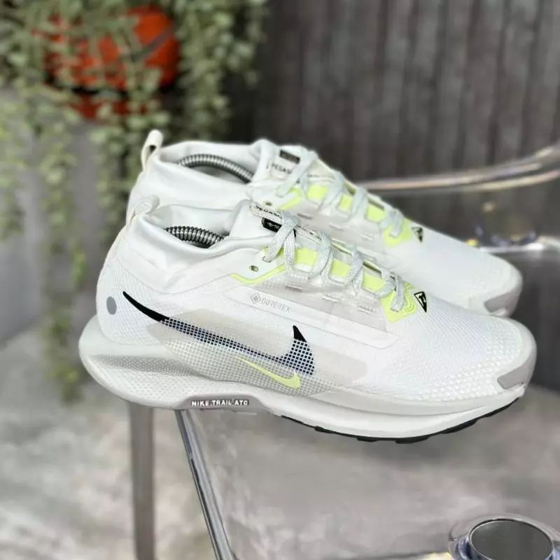 NK REACT PEGASUS TRAIL 5 GTX [WHITE / BLACK / YELLOW] 0203026