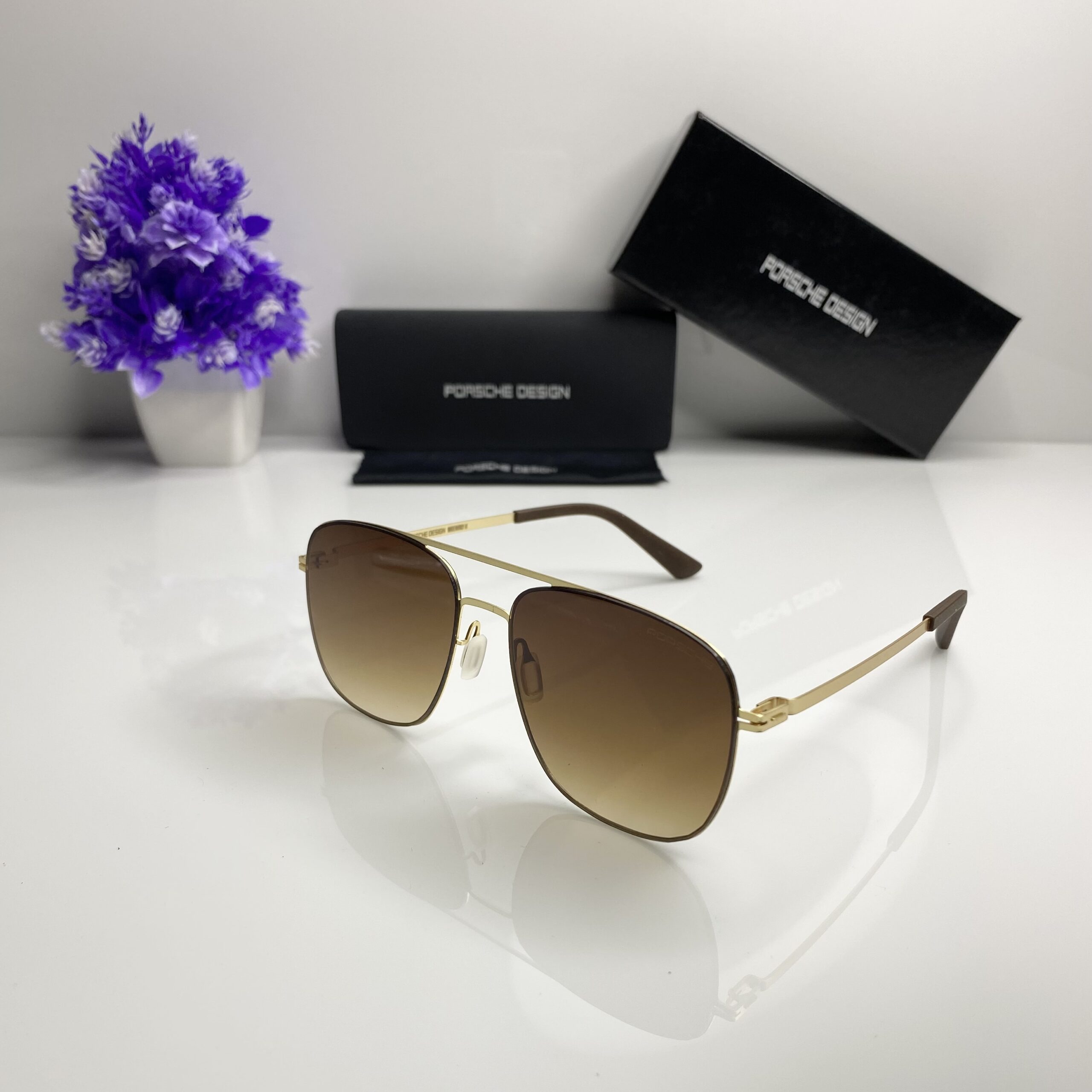 Porsche 001 Gold Brown