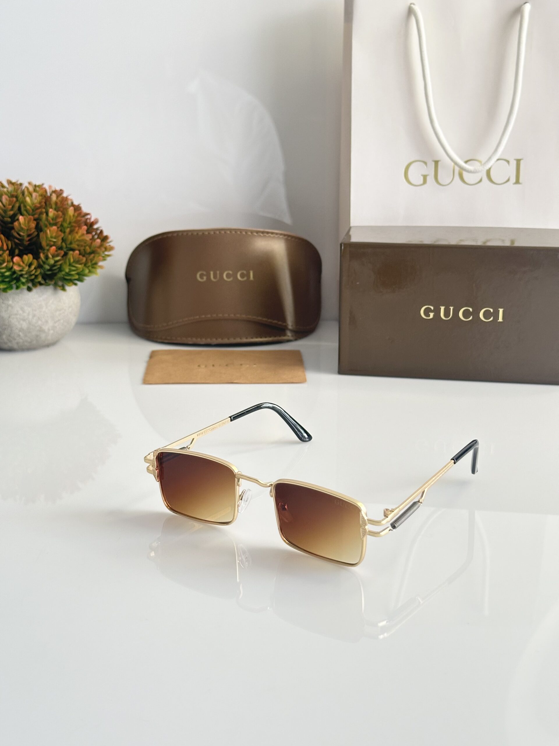 Gucci_9518_Gold_Brown