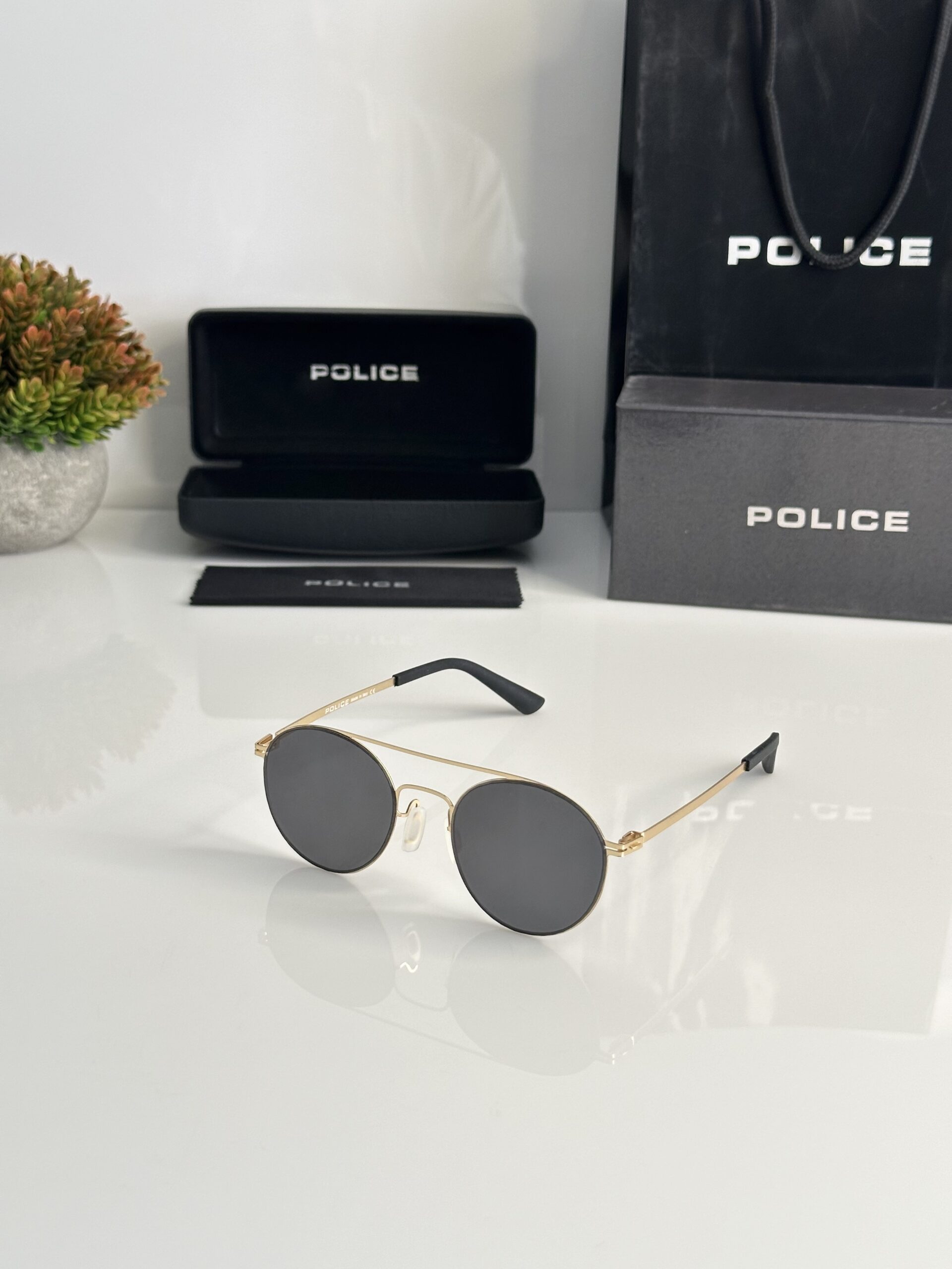 Police 011 Gold Black