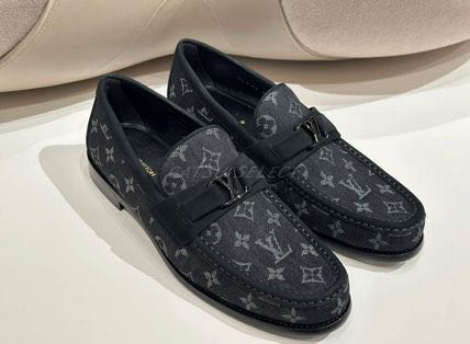 Louis vuitto_n 1ac5kc major premium loafer