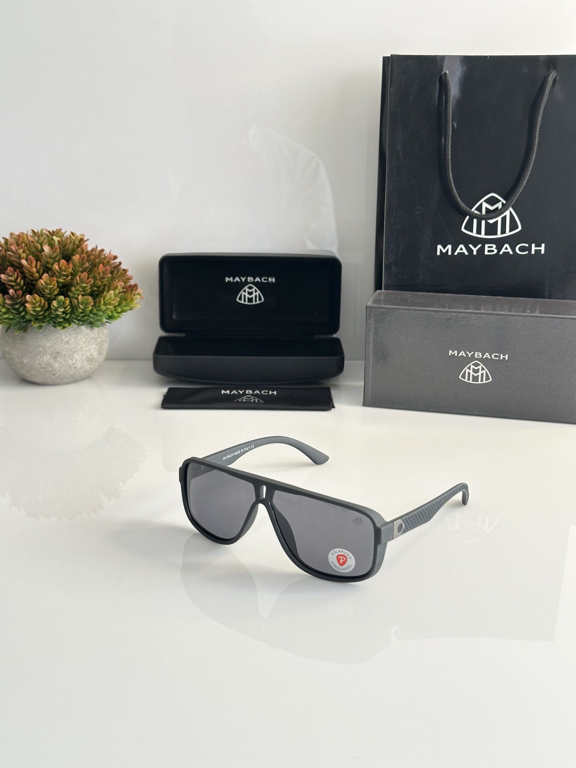 Maybach 2301 Grey
