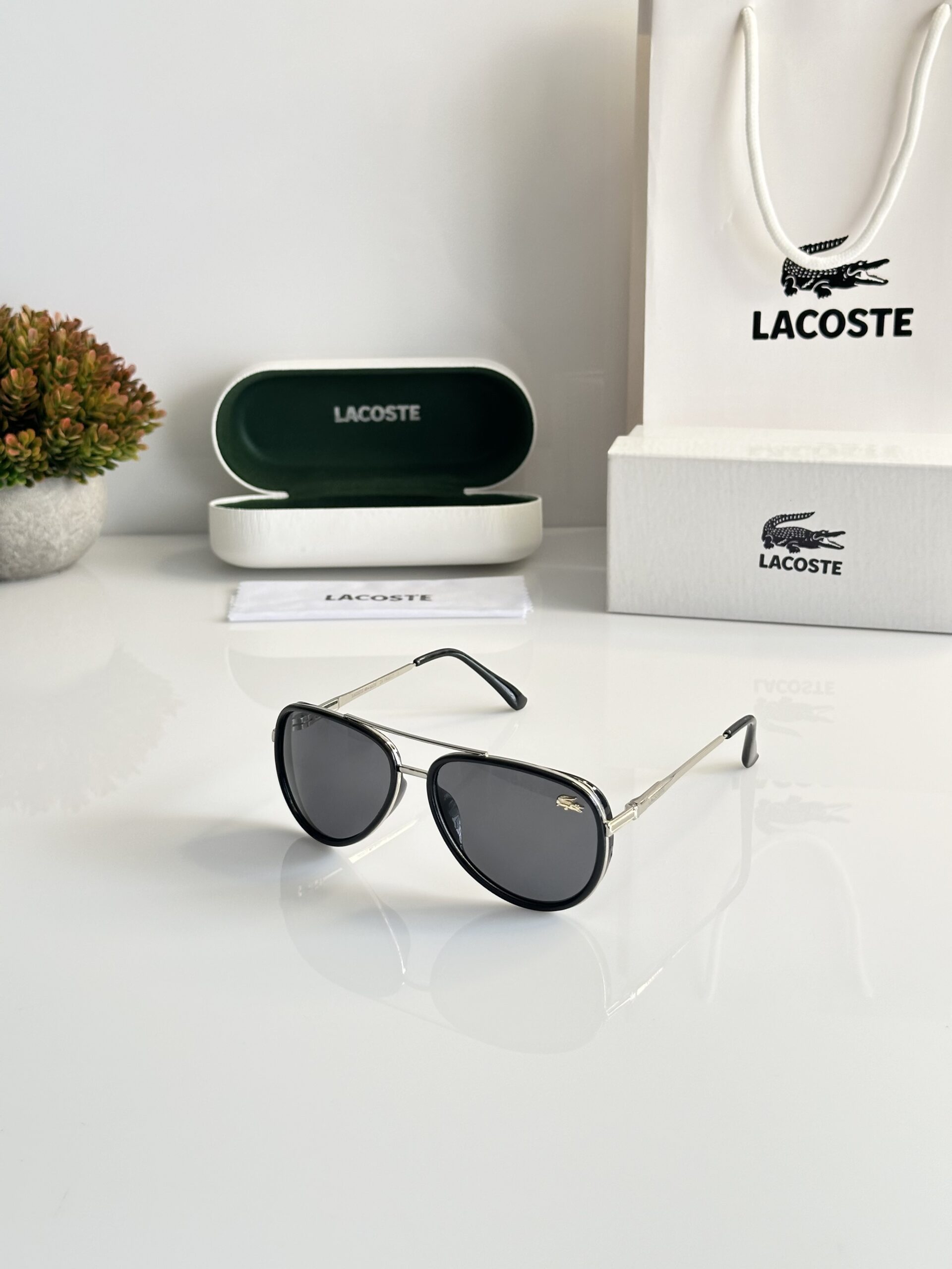 Lacoste_756_Silver_Black