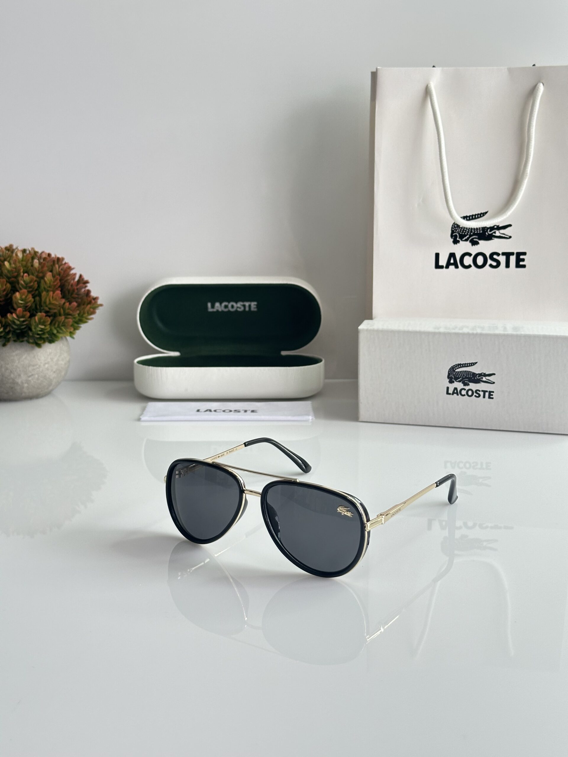 Lacoste_756_Gold_Black