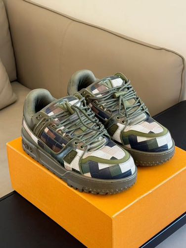 LOUIS VUITTON TRAINER MAXI PREMIUM SNEAKER