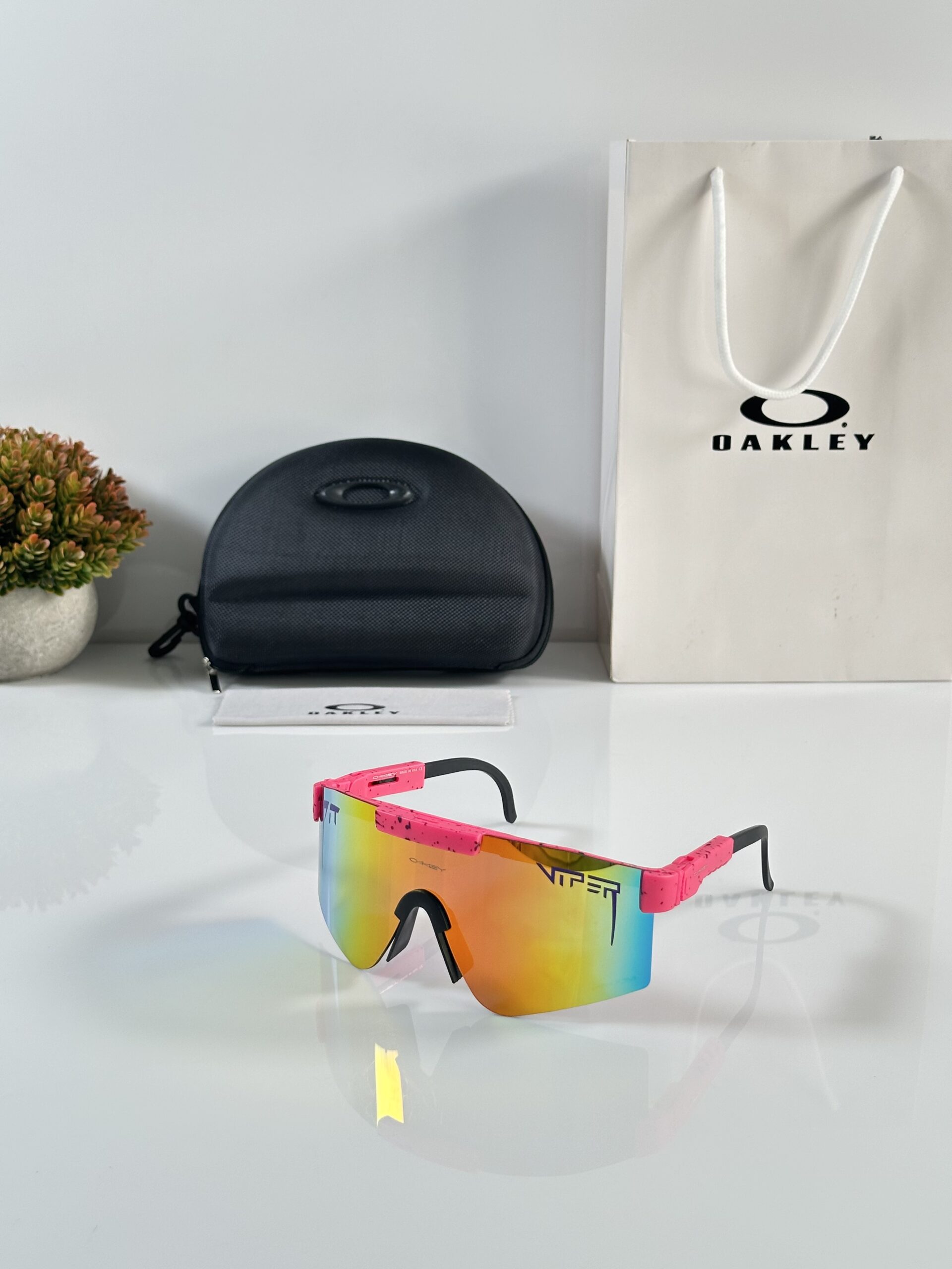 Oakley_C24_Pink_Orange_Mercury