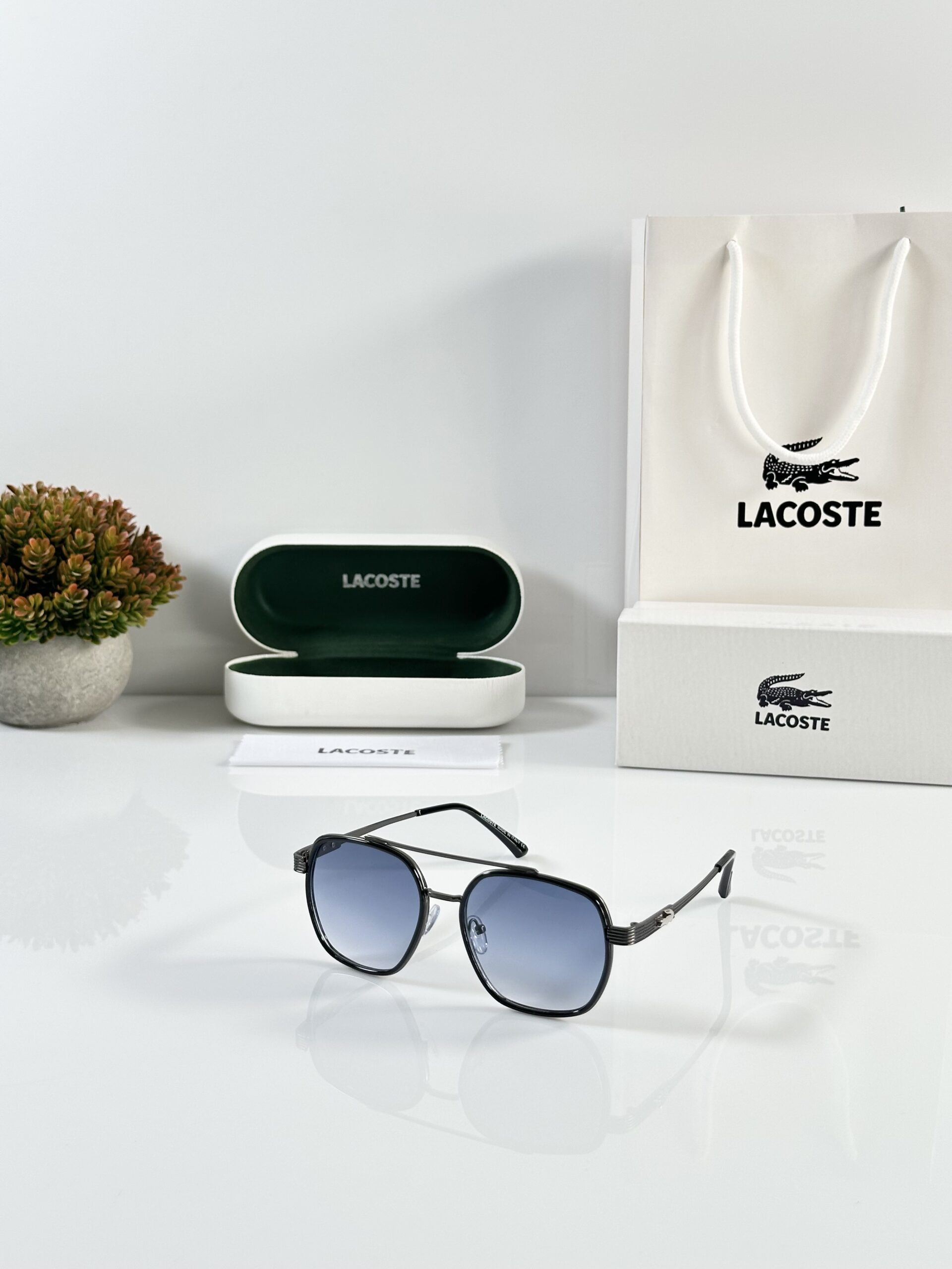 Lacoste_9222_Gun_Blue