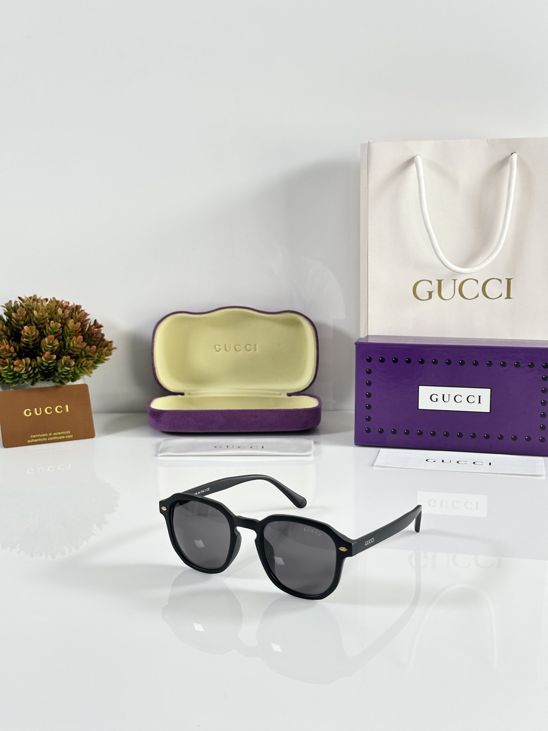 Gucci_2007_Black