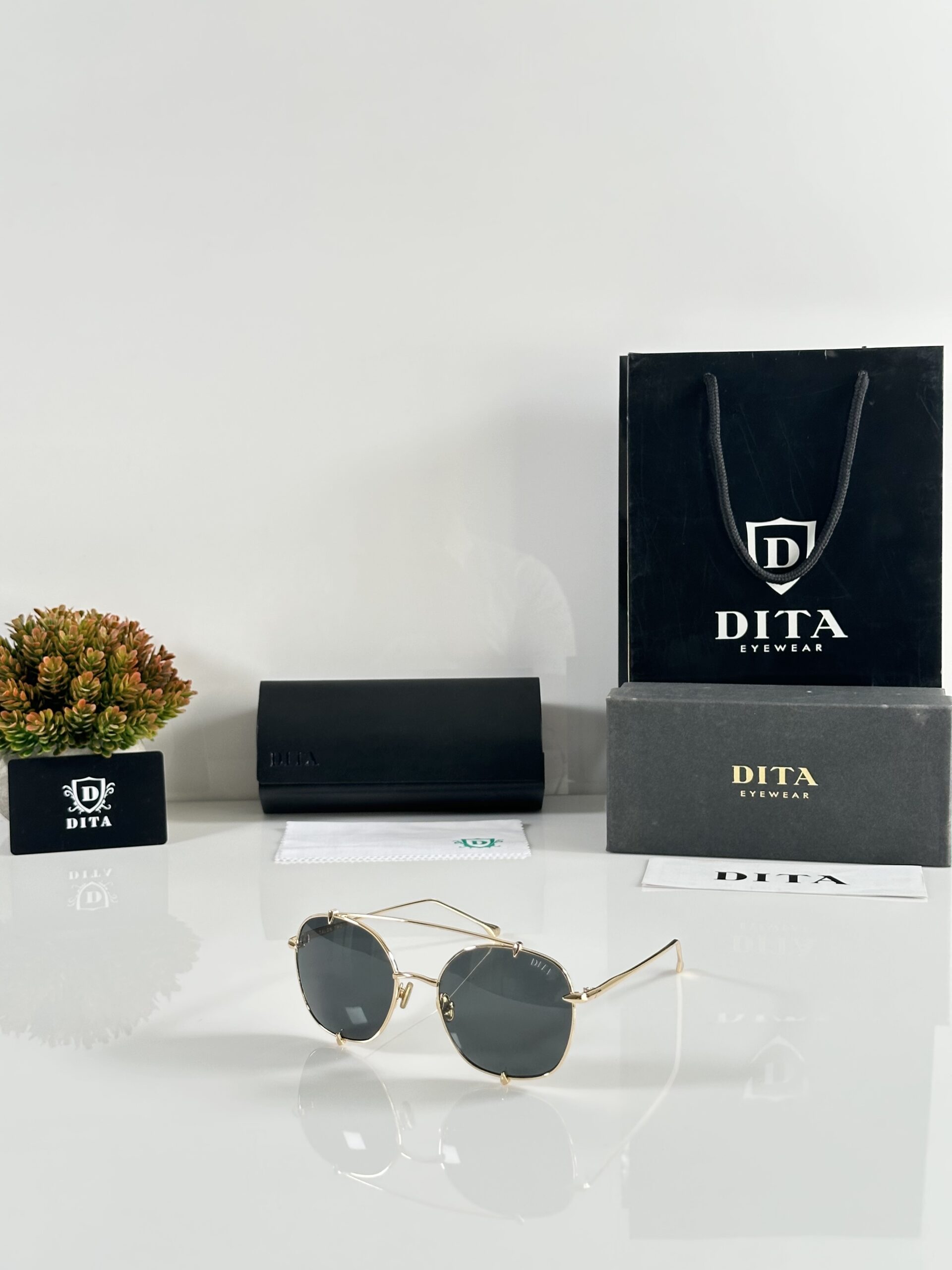Dita 3009 Gold Black
