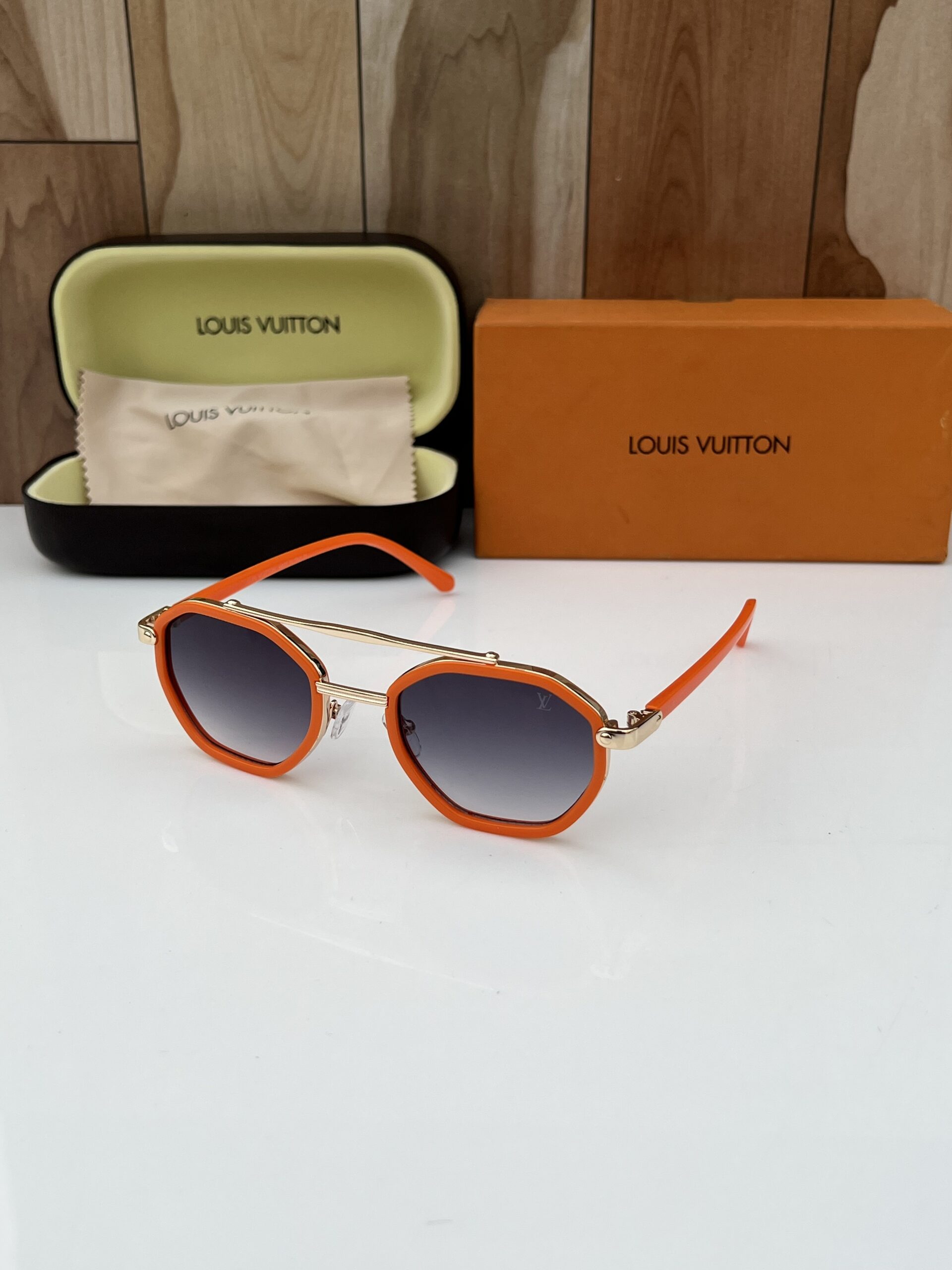 Louis_vuitton_98336_orange