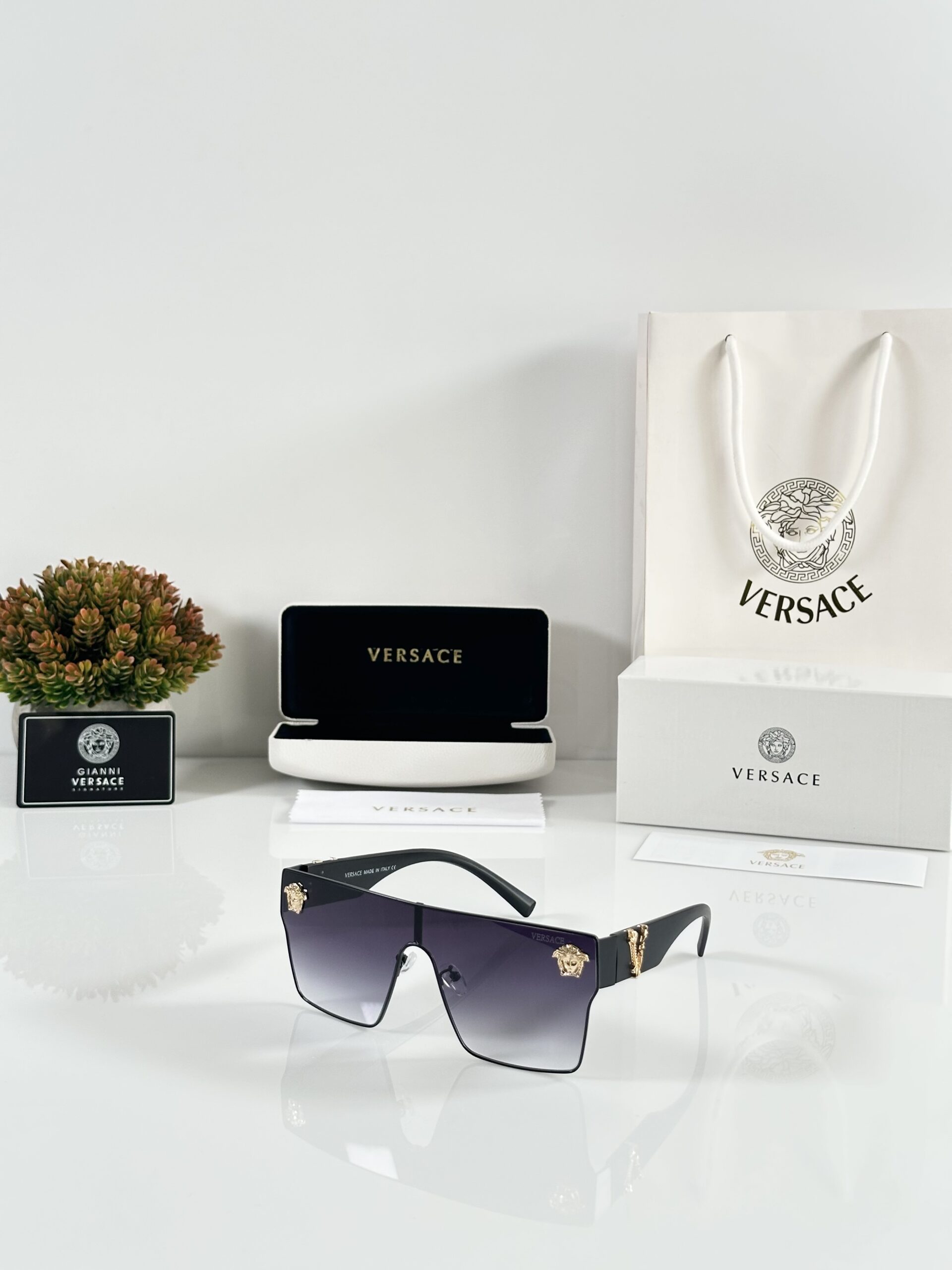 Versace 10086 Black DC