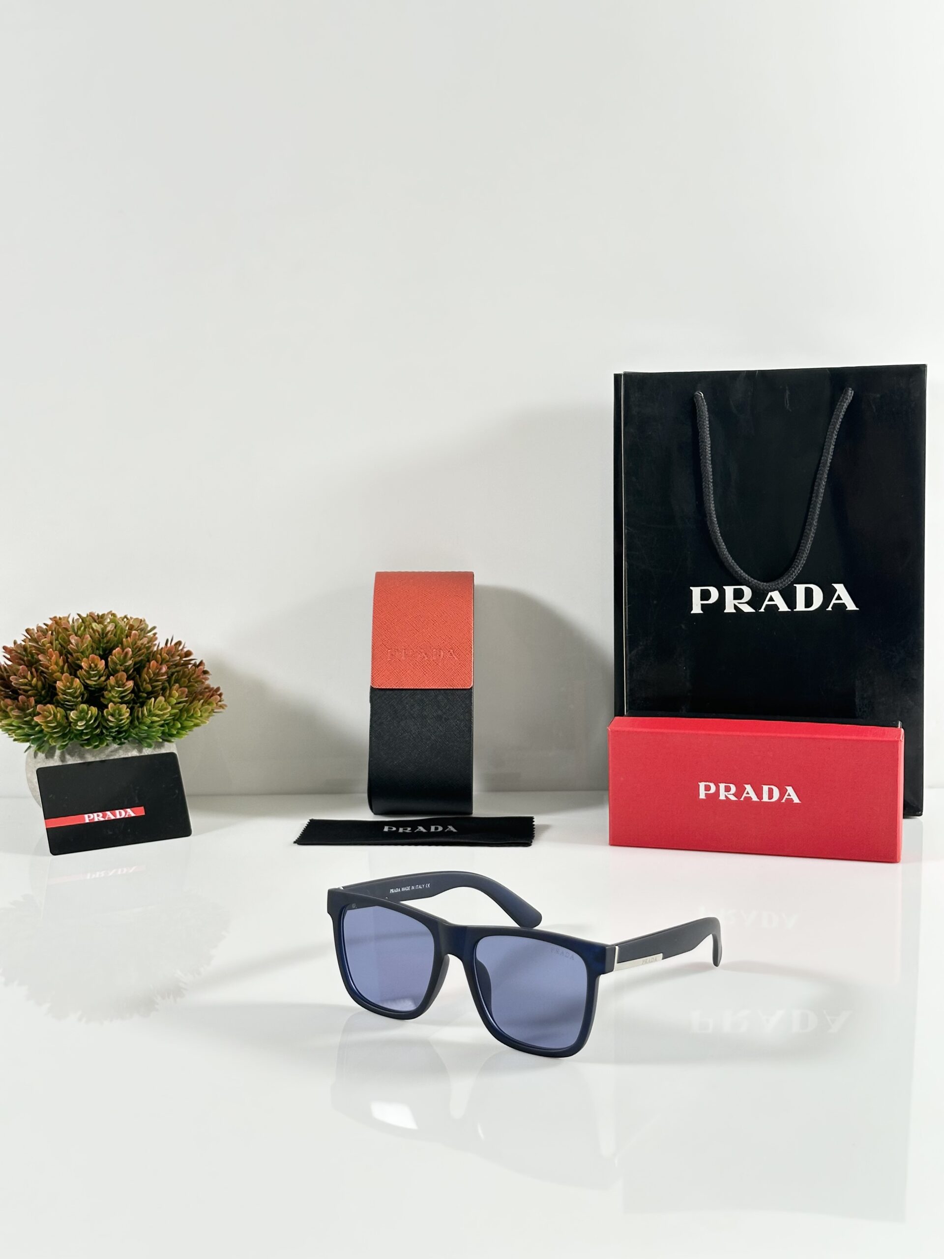 Prada_230_Blue