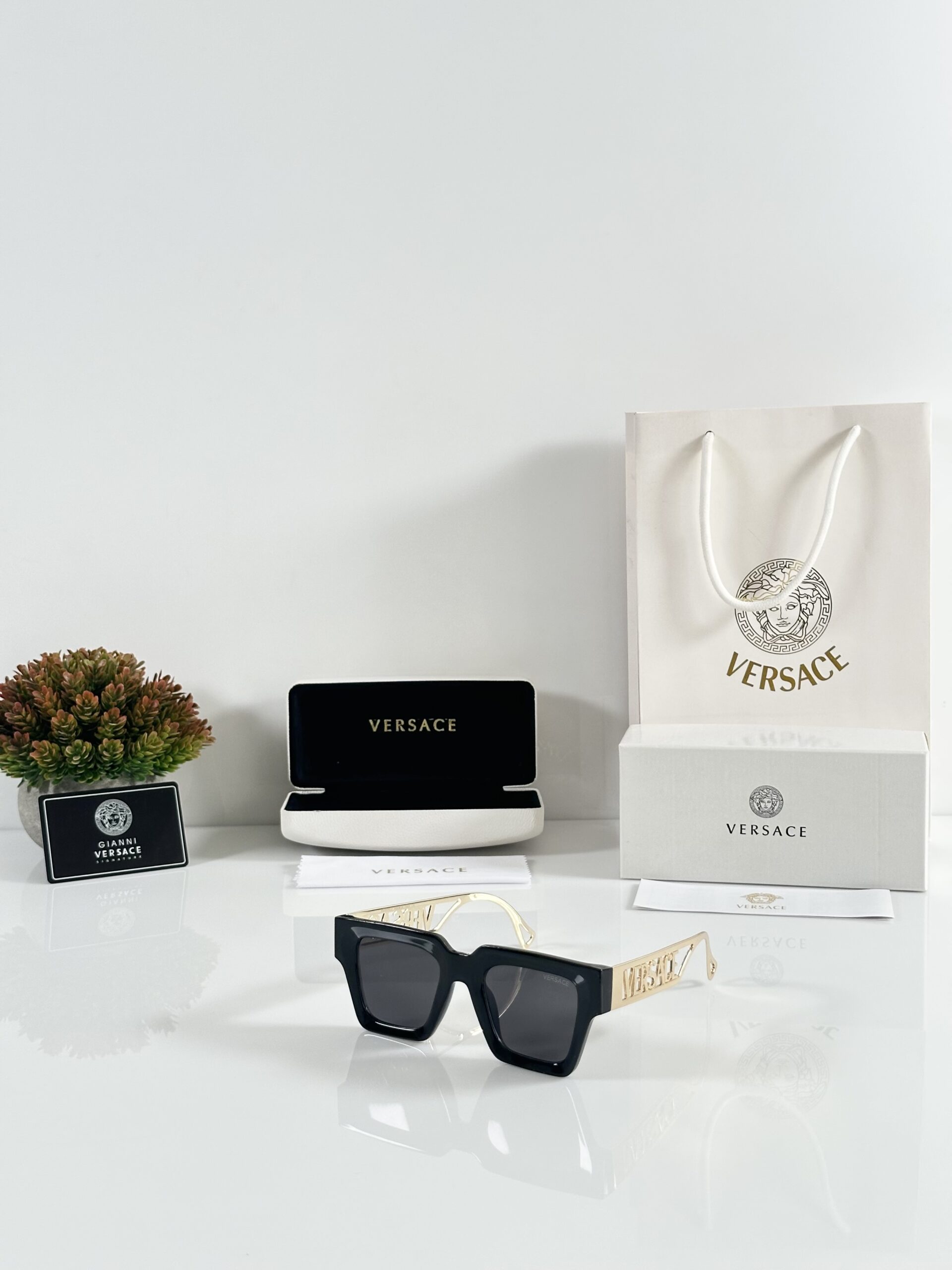 Versace 8800 Gold Black