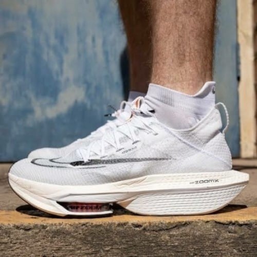 Nikkee zoom x alphafly next 2 white prototype fixed