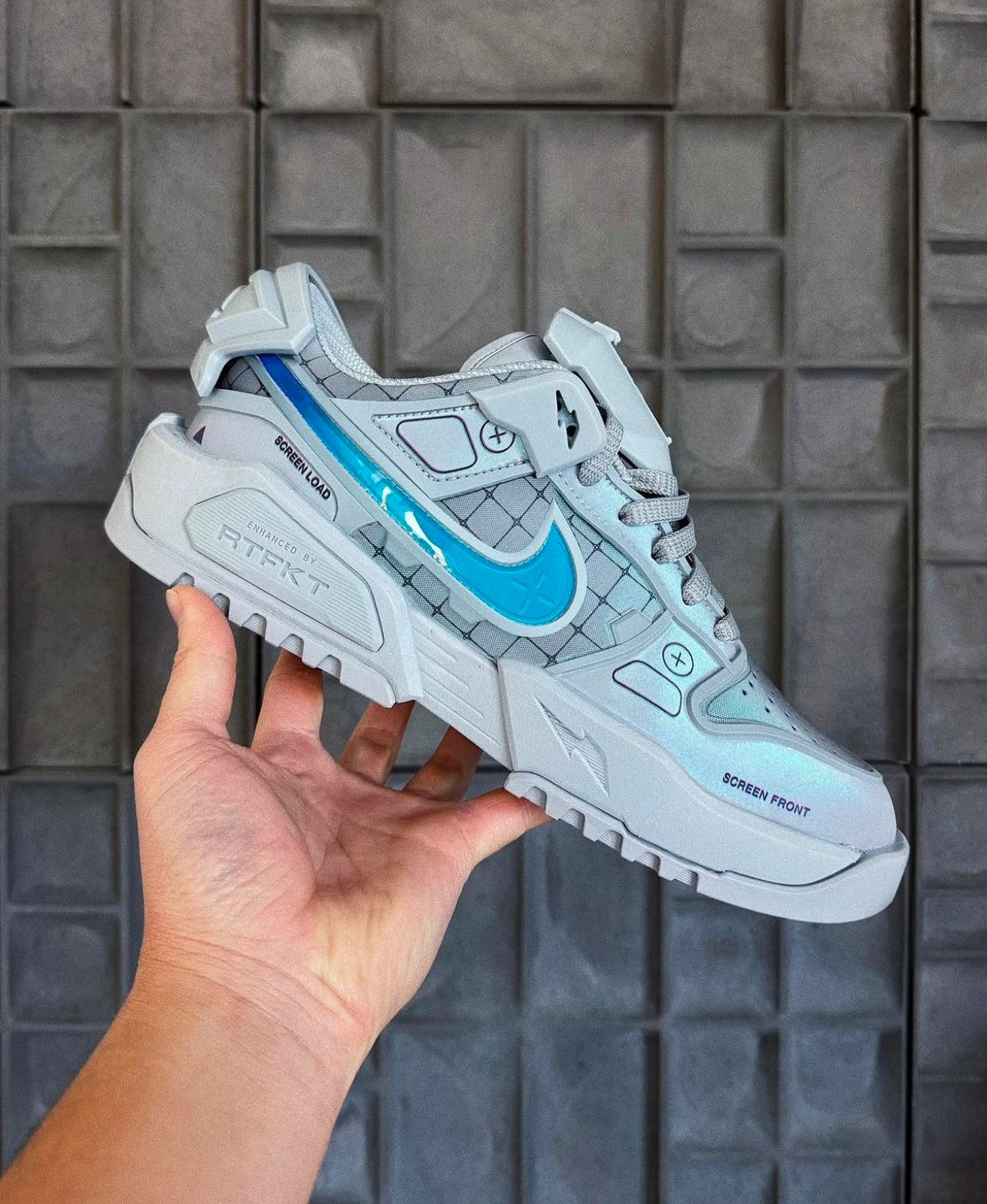 RTFKT X Nikkee Dunk Low Genesis OG (EDITION OF 6841)