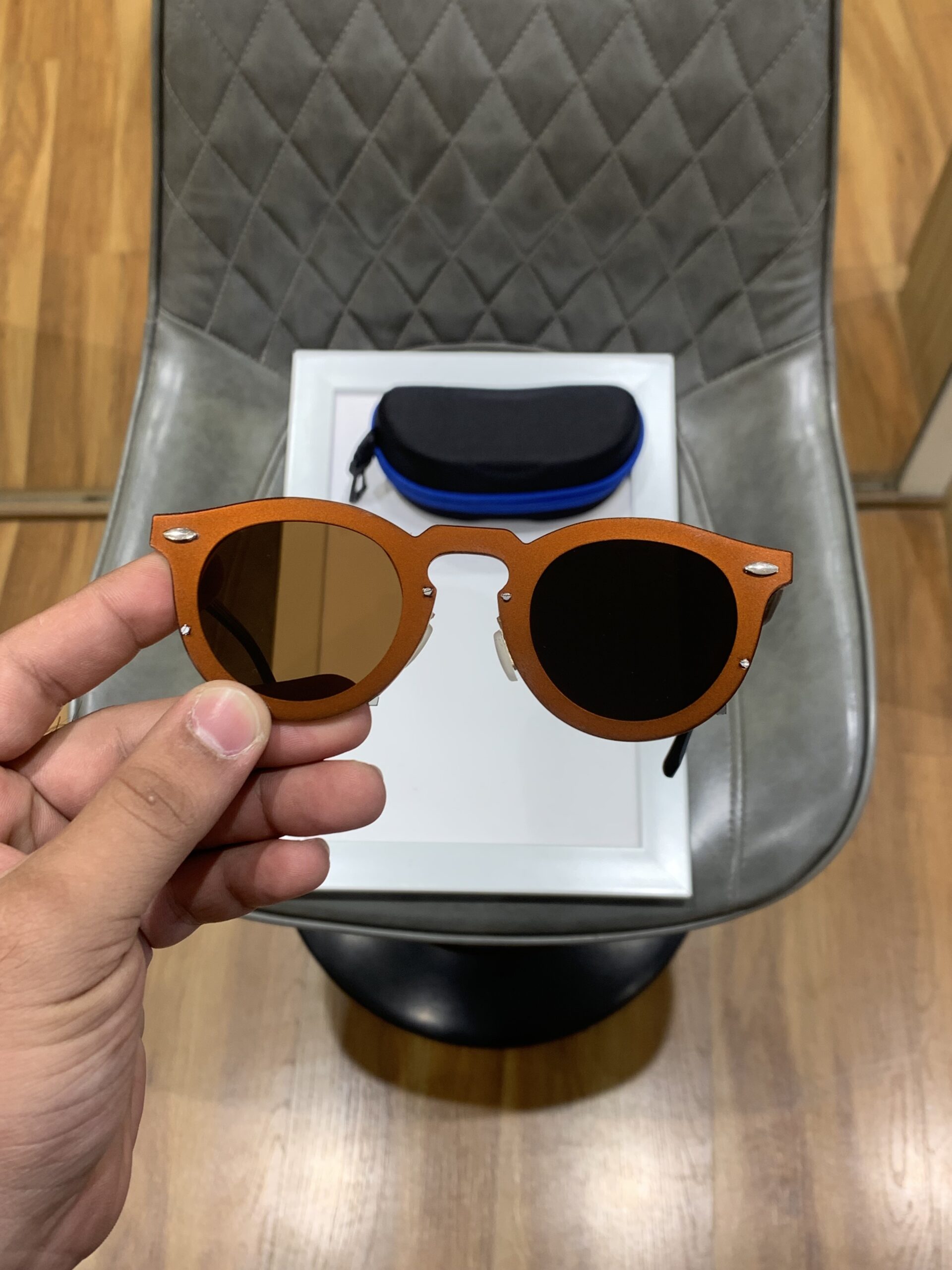 Round changeable 5201 gold brown