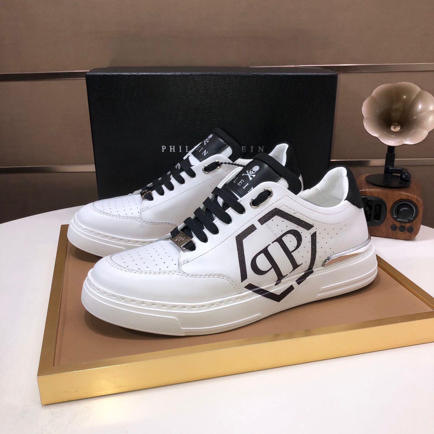 PHILIPP PLEIN HEXAGON PREMIUM LEATHER SNEAKER