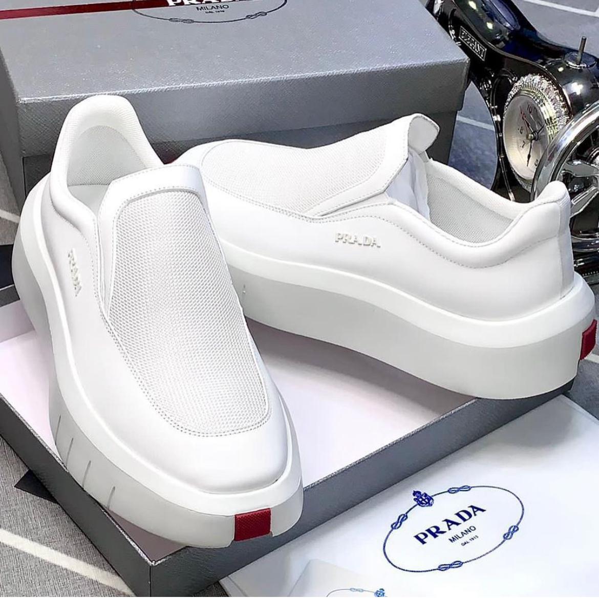 PRAD_A LOGO WHITE SLIPON PREMIUM SNEAKER