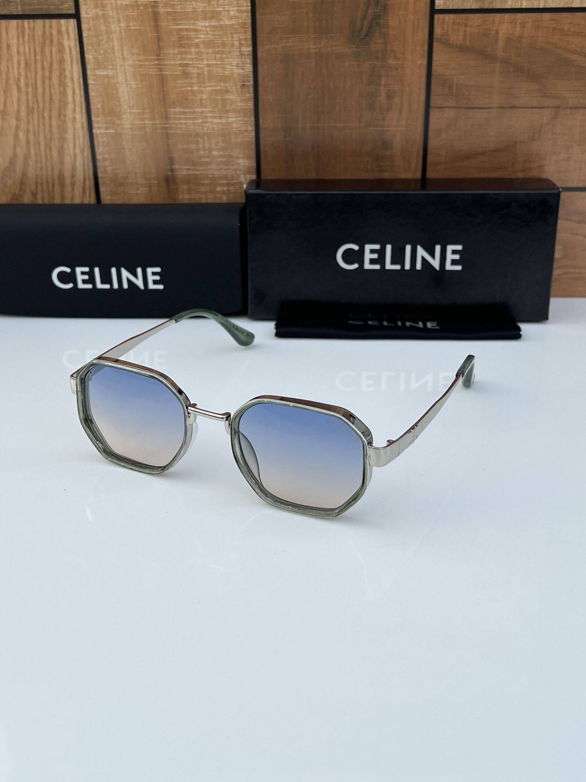 Celine 556 sea green