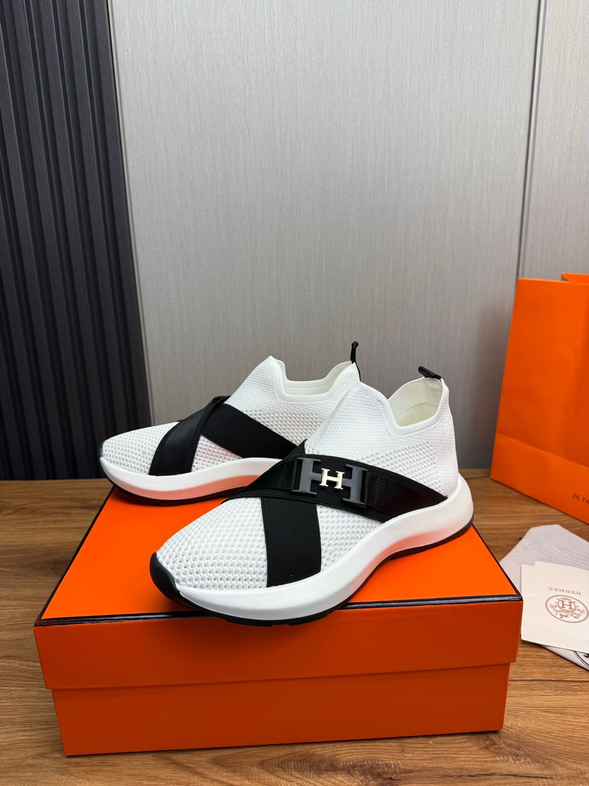 HERME_S SLIPON WHITE PREMIUM SNEAKER