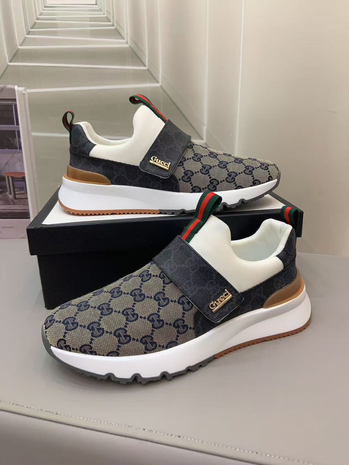 GUCC_I LOGO SLIPON WHITE GREY PREMIUM SNEAKER