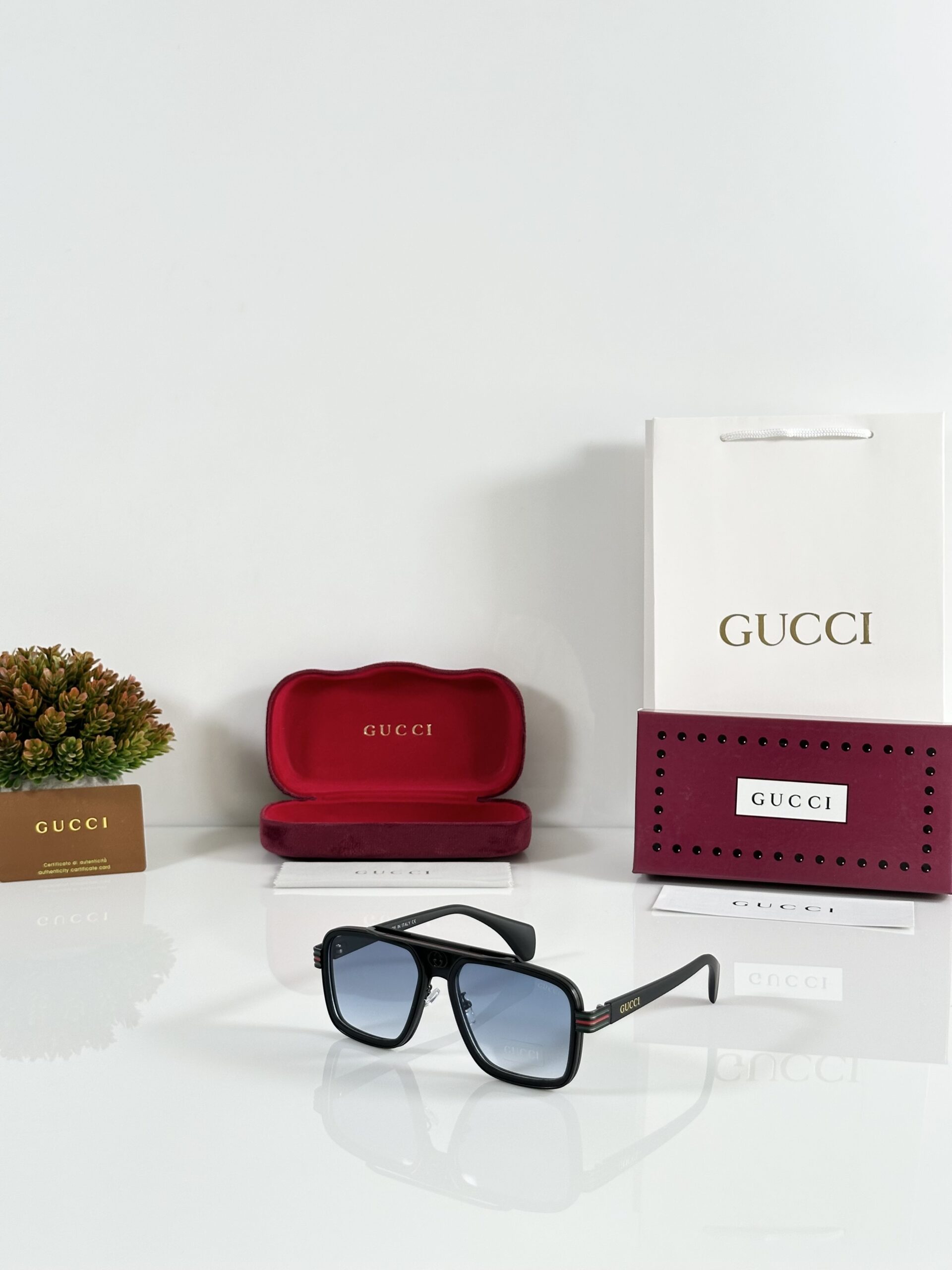 Gucci_1295_Black_Blue
